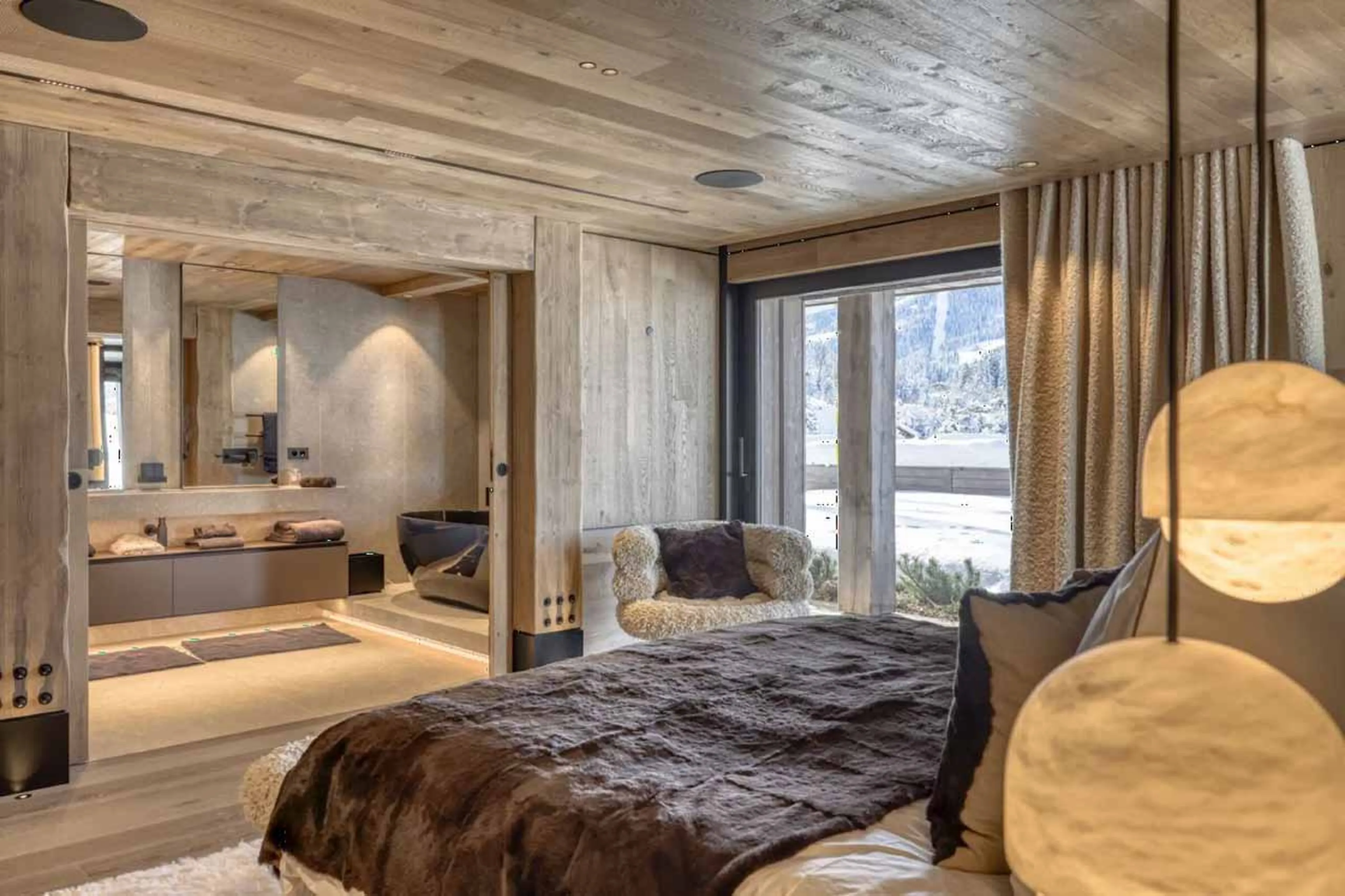 Bedroom 4 ensuite entrance at Chalet Snowcat in Megeve
