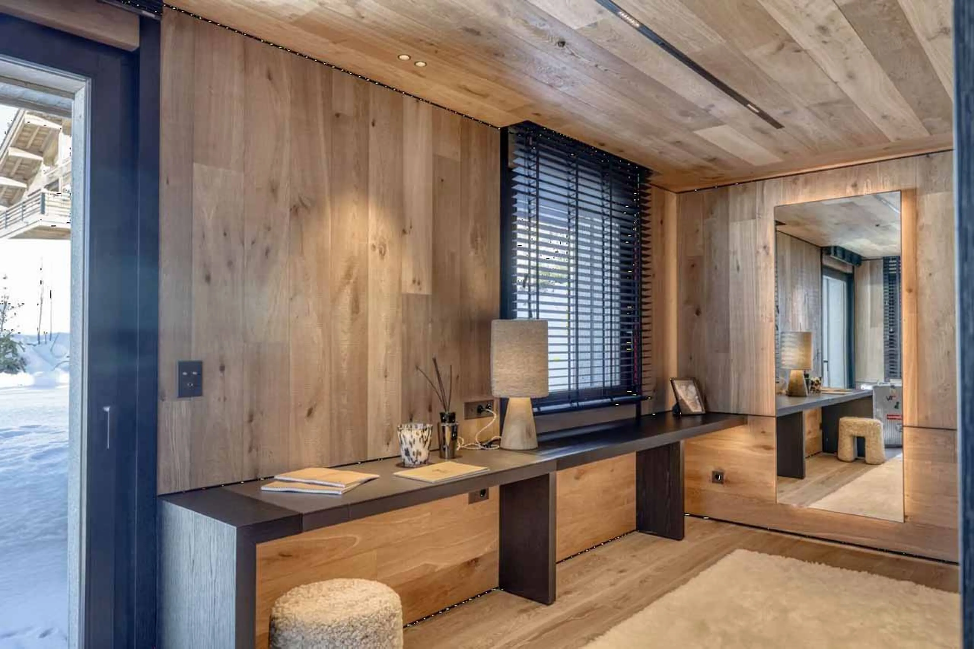 Bedroom 4 dressing room at Chalet Snowcat in Megeve