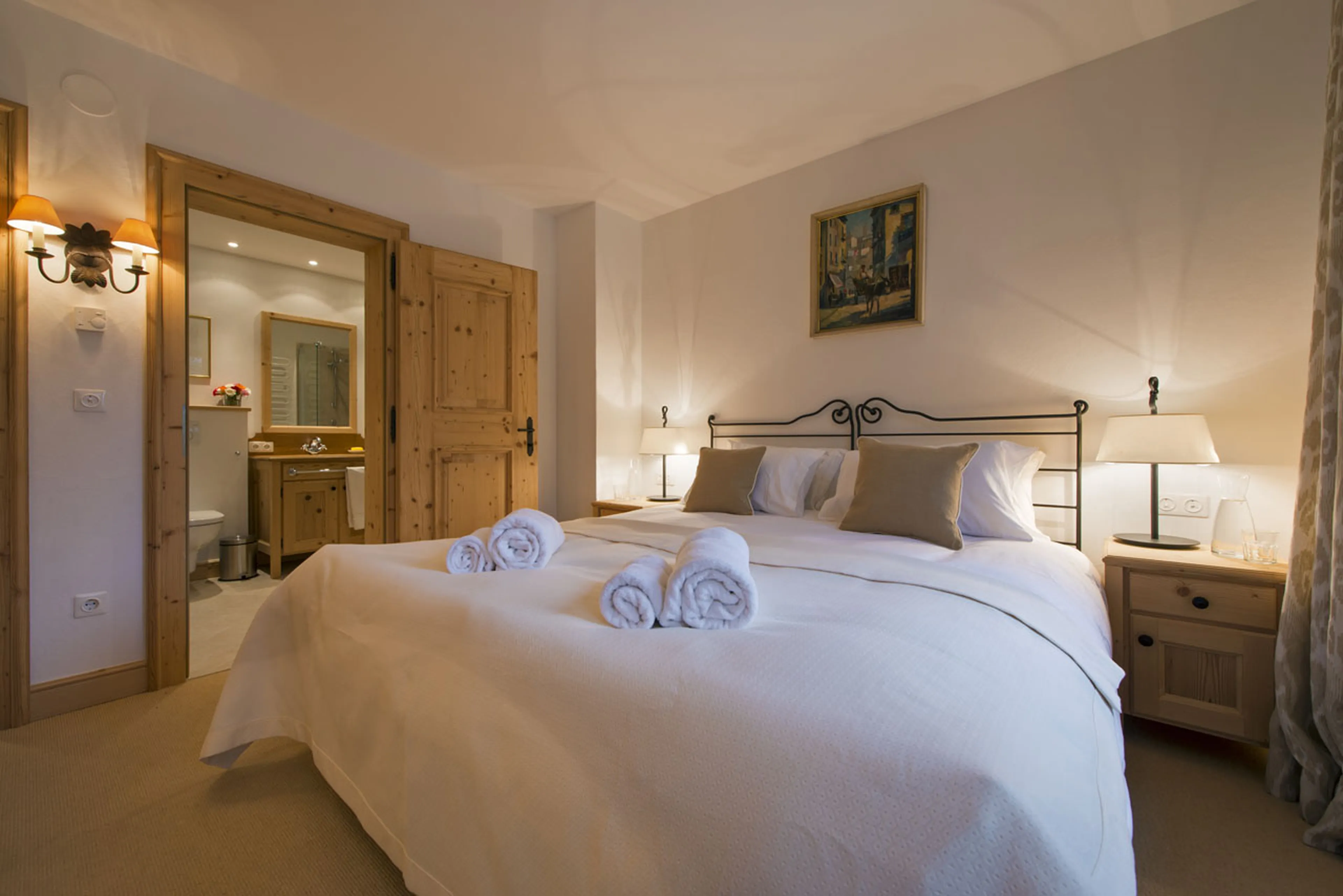 Bedroom two with bathroom at Chalet Soline in St Anton