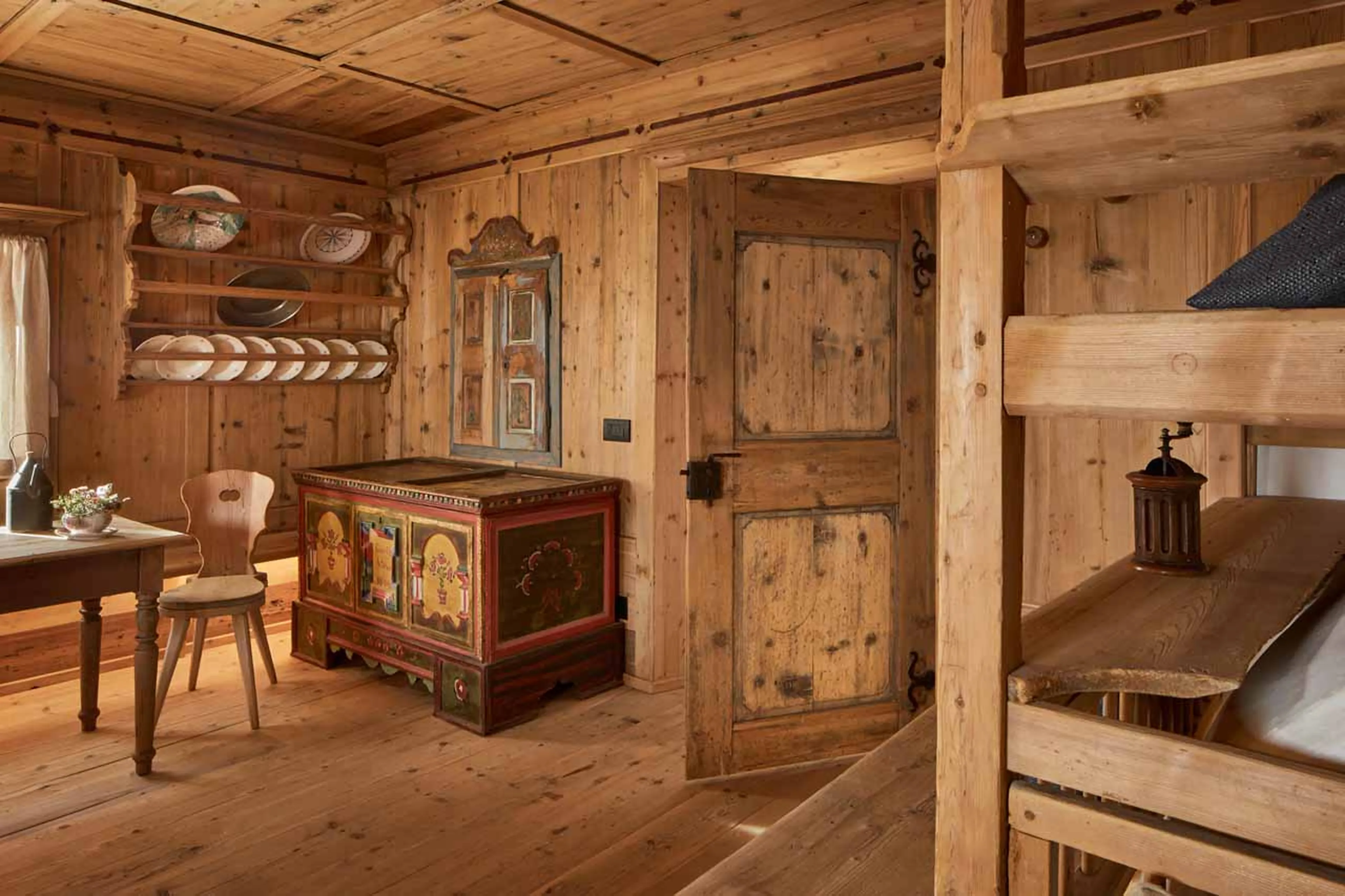Dining area and table at Chalet Sotciastel in Alta Badia