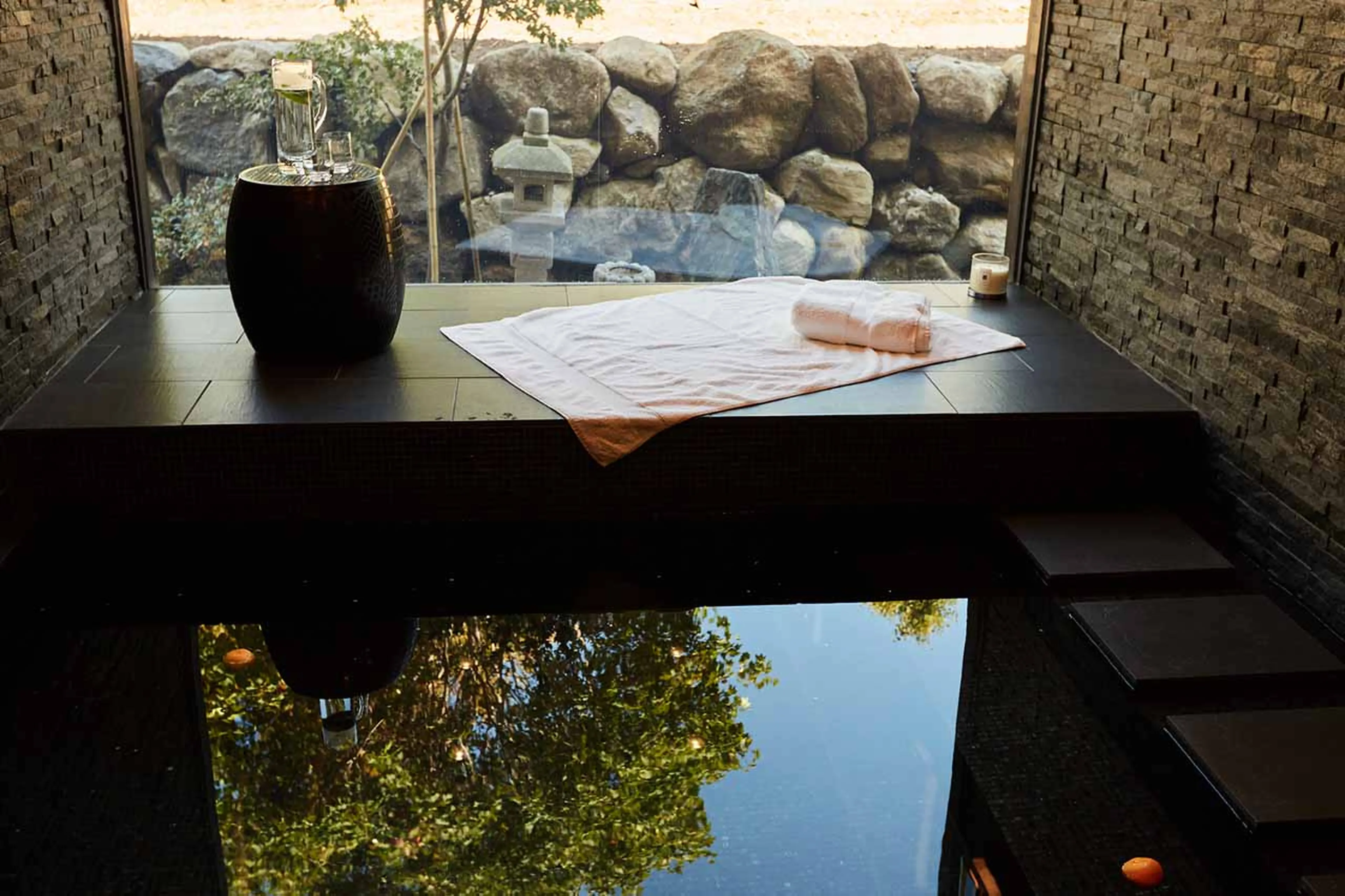 Views from spa bath at Seasons Retreat in Niseko