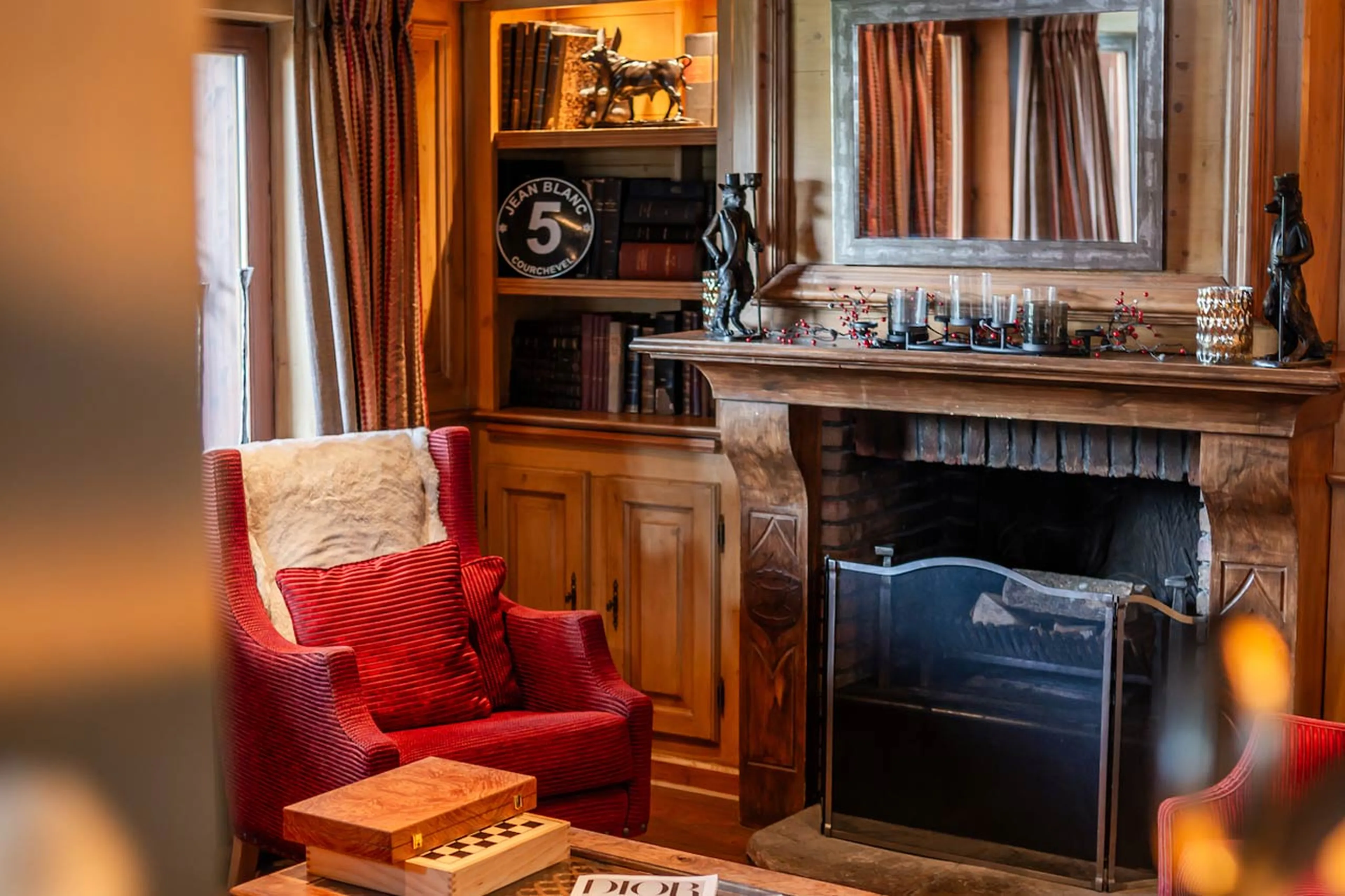 Fireplace in snug of Chalet St. Christophe in Courchevel 1850
