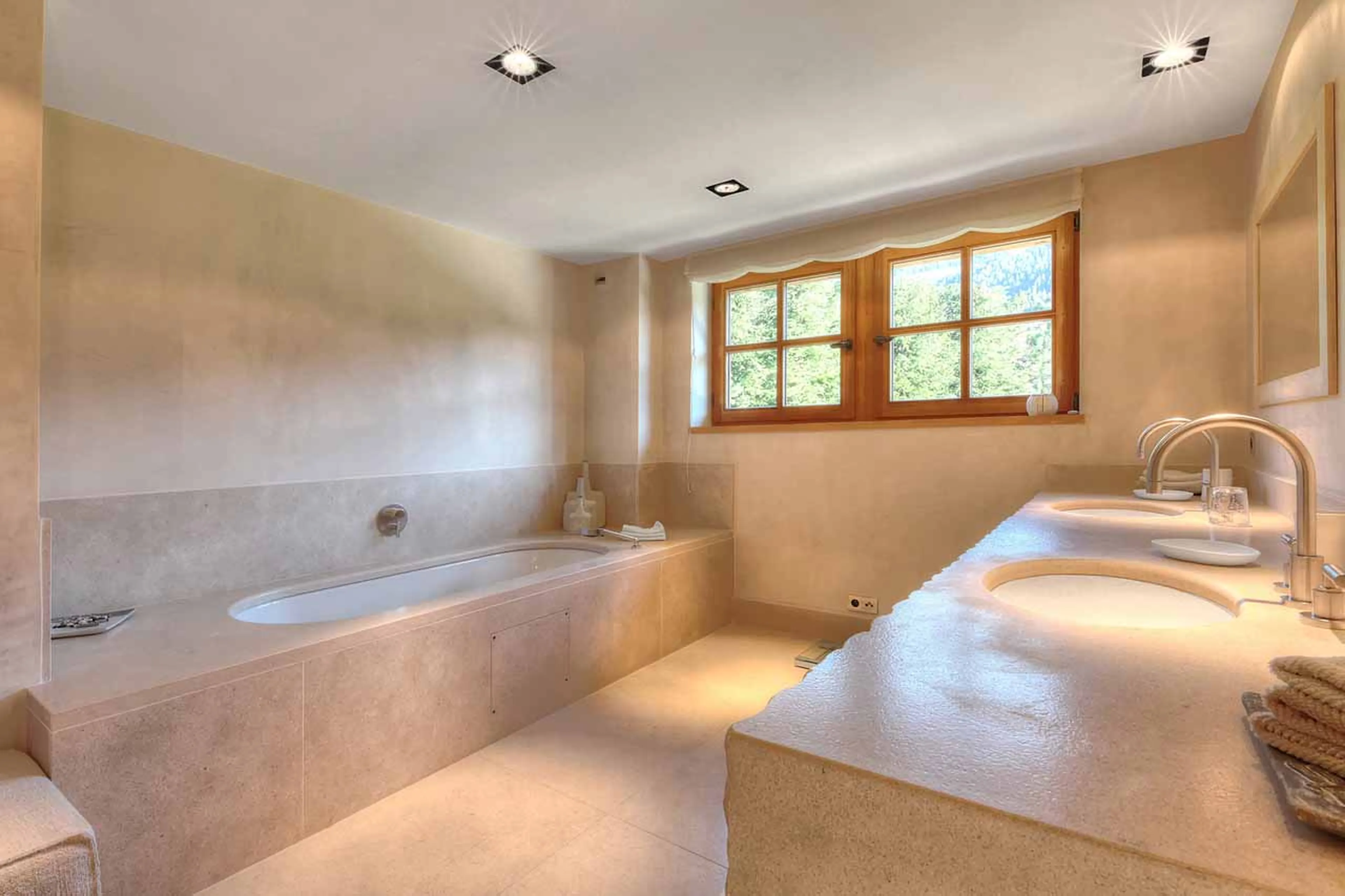 Bedroom 4 en-suite at Chalet Tao in Megeve