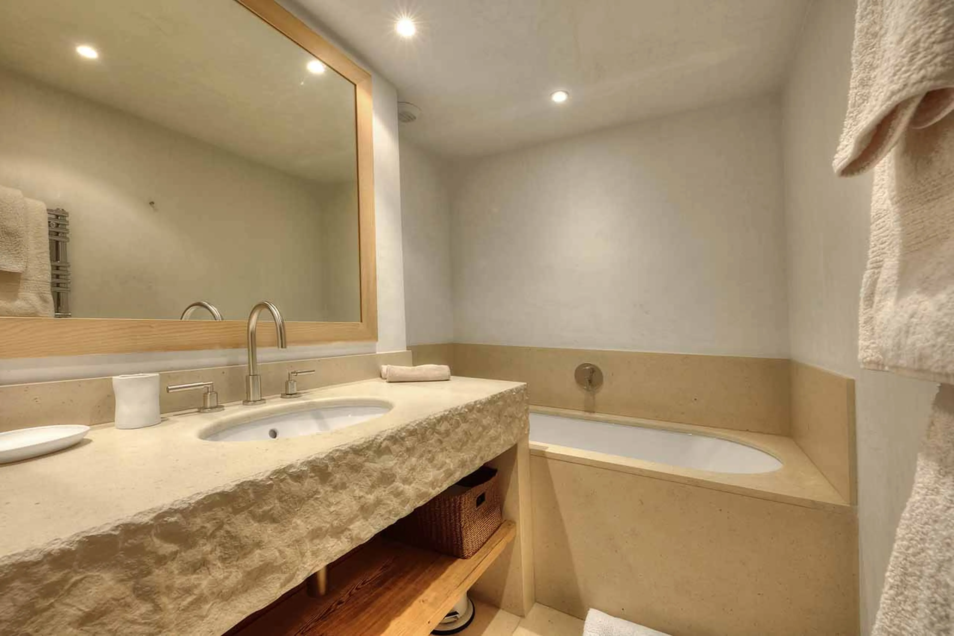 Bedroom 7 en-suite at Chalet Tao in Megeve