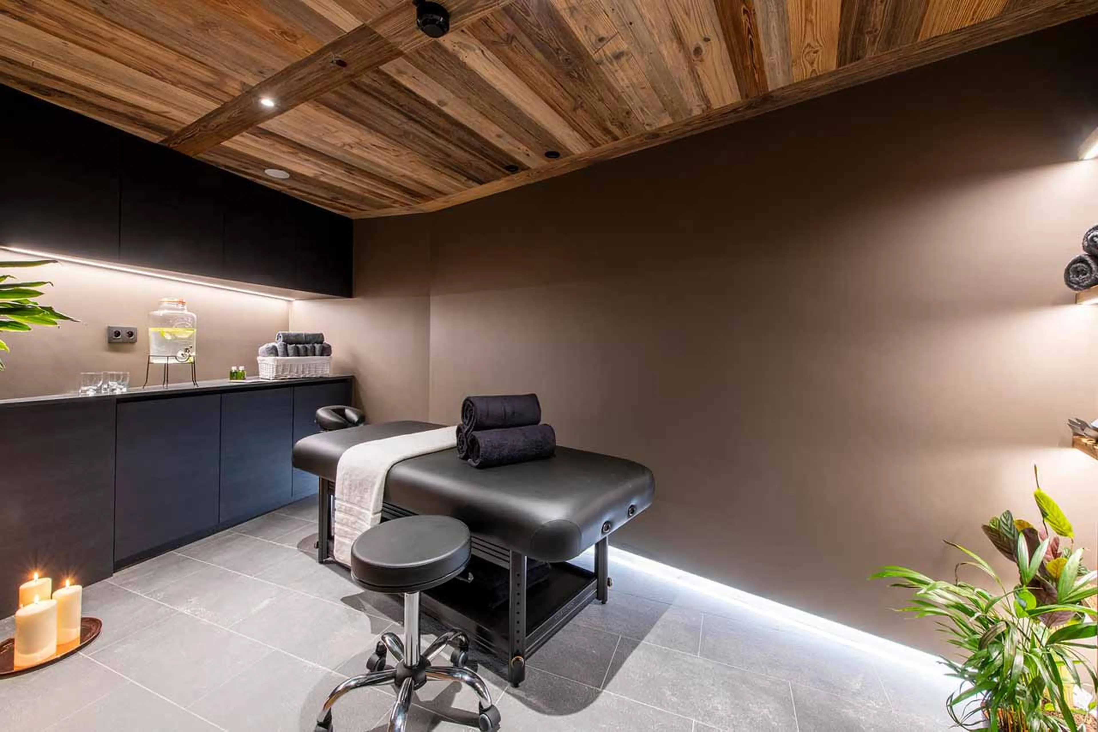 Massage room at Chalet Tataali in Morzine