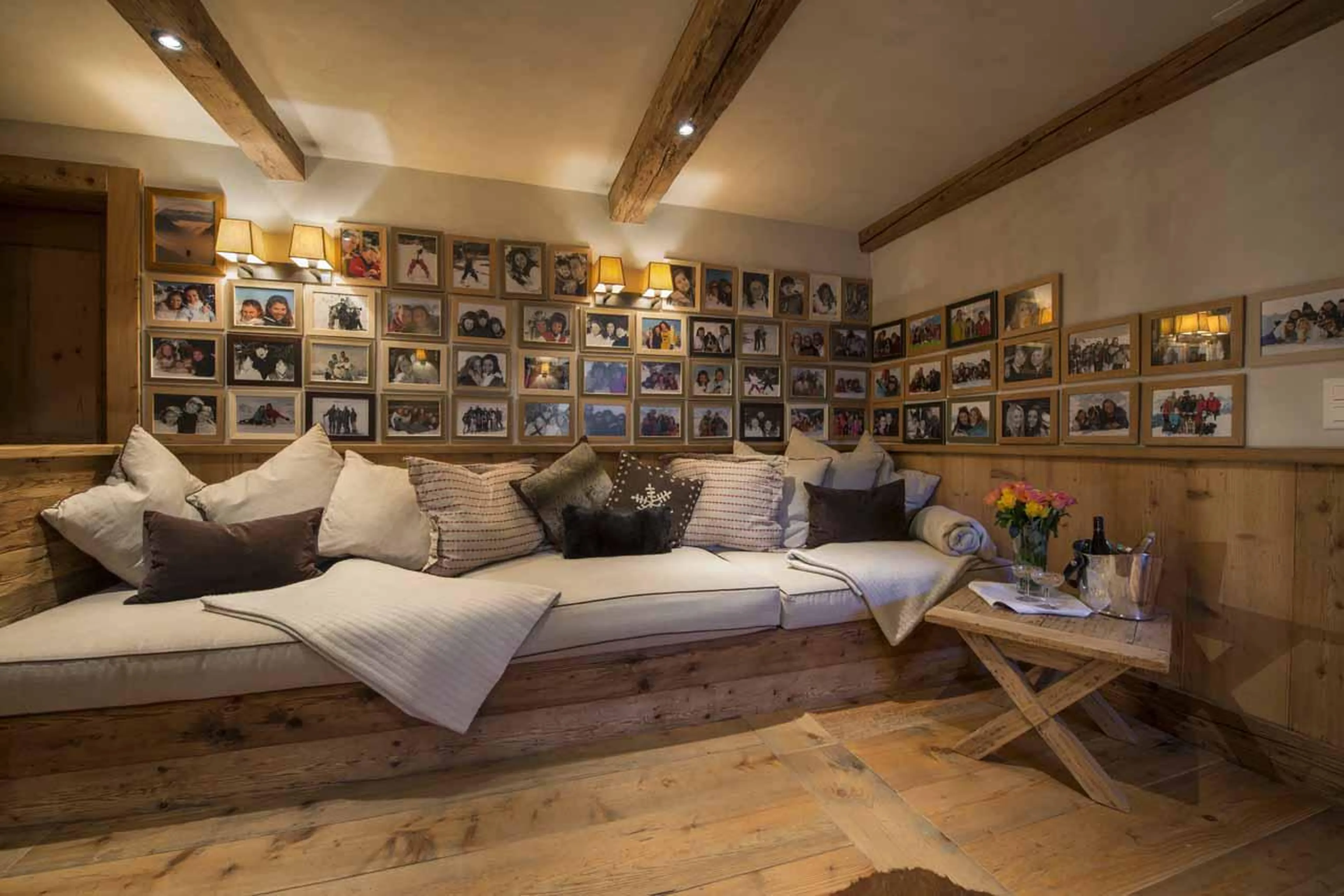 Cosy Tv room at Chalet Tesseln in Verbier