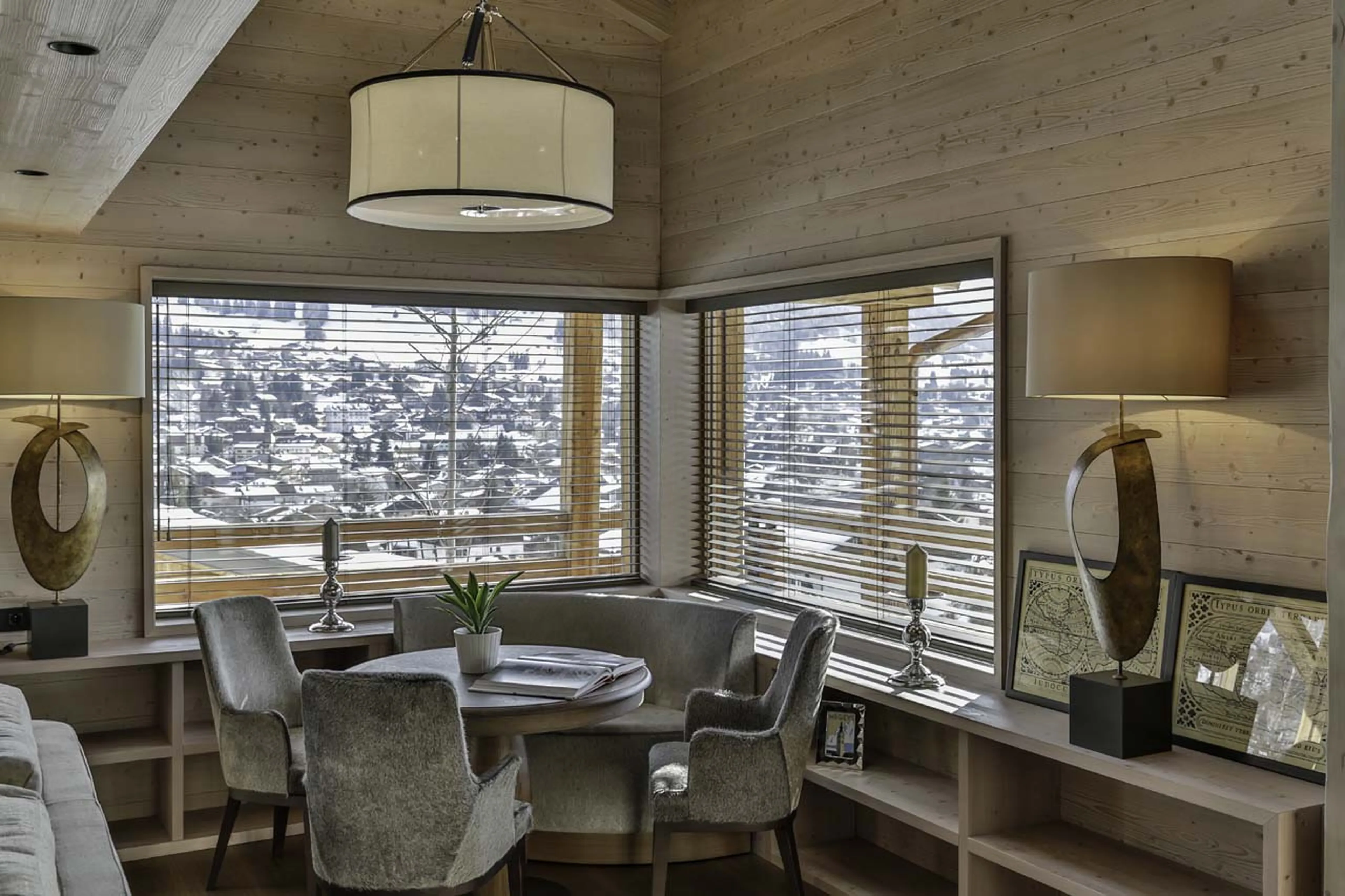 Games table in Chalet Thanasis in Megeve