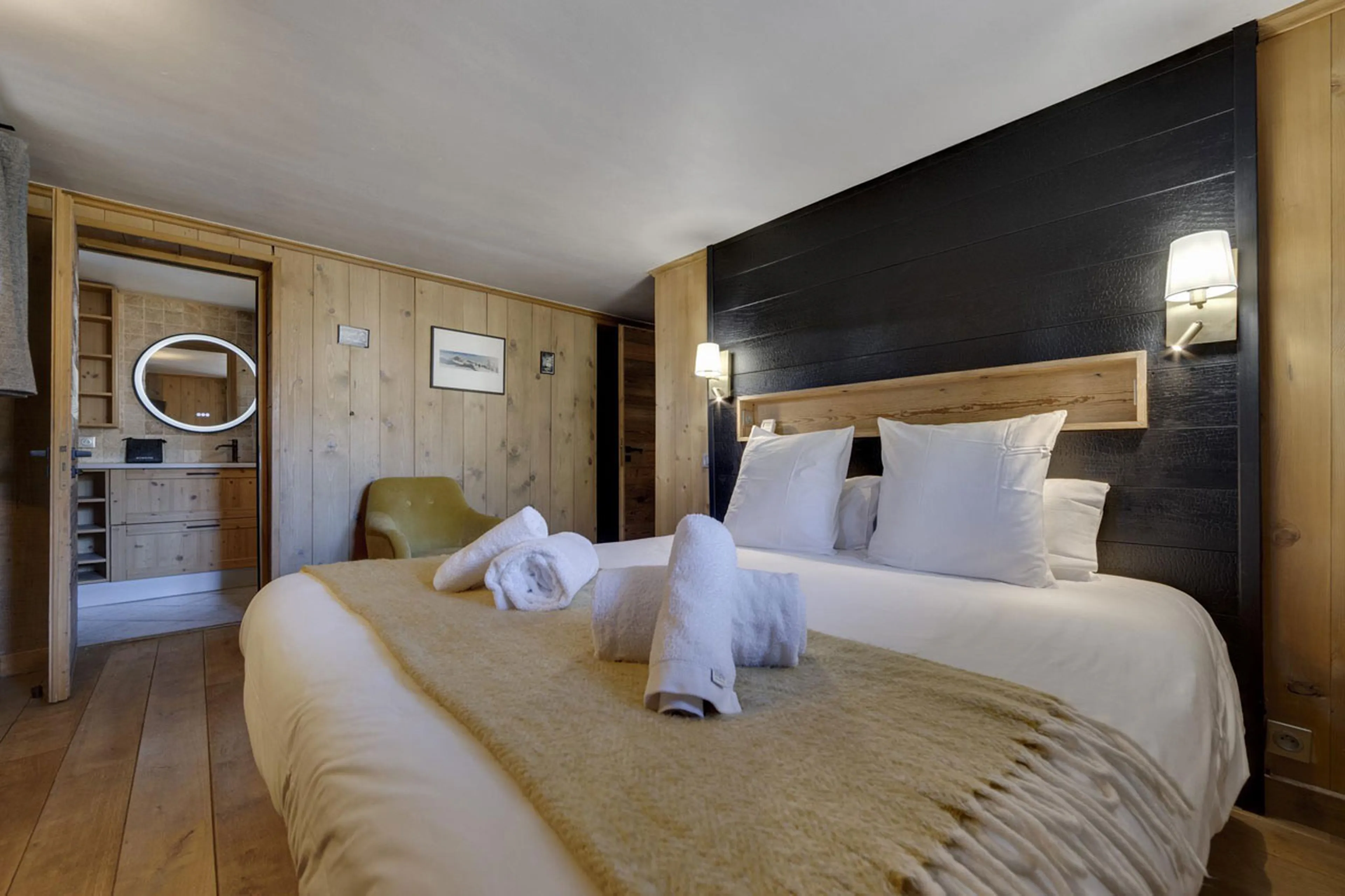 Entrances to bedroom one at Chalet Thovex in Val d'Isere