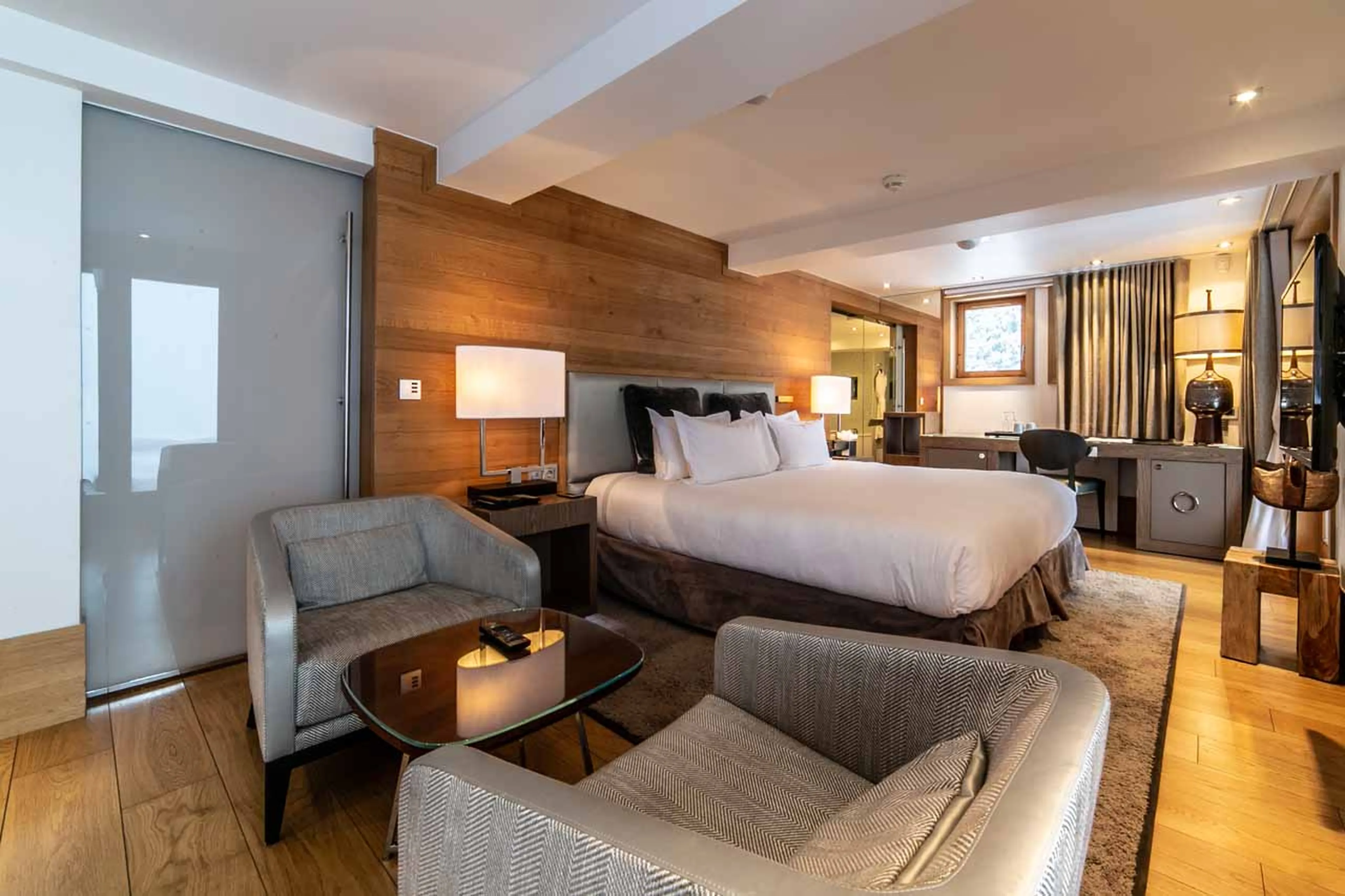 Desk in bedroom one at Chalet Timeless in Courchevel 1850