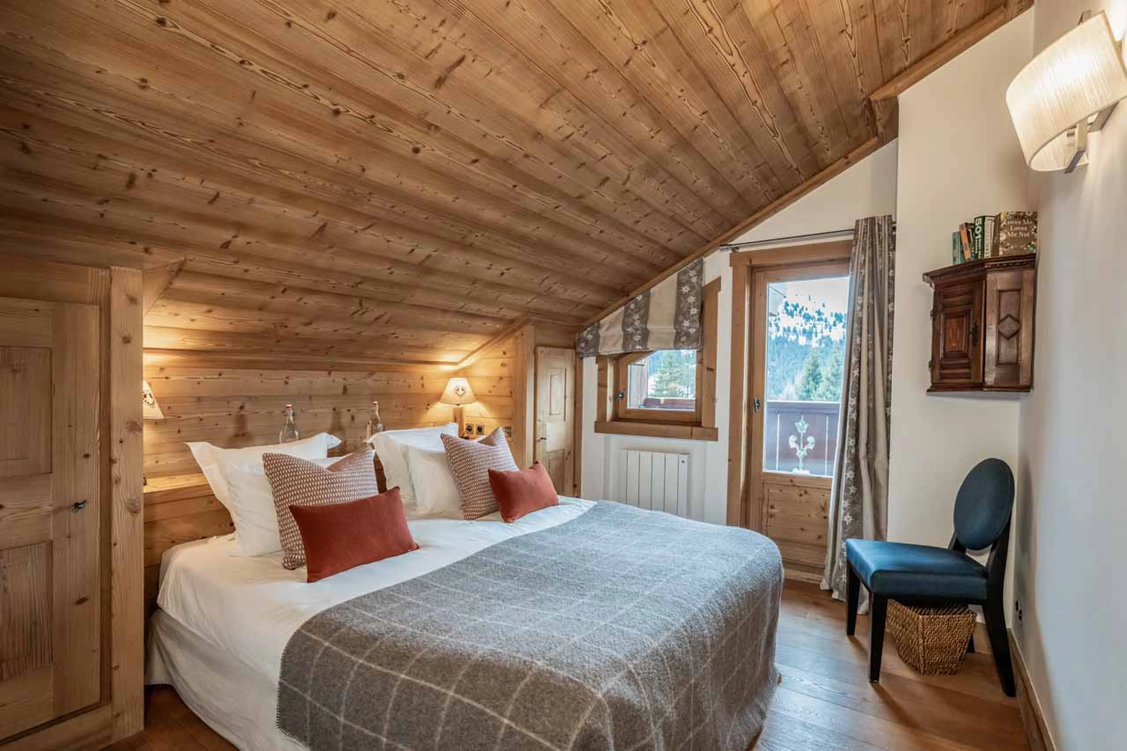 Bedroom three at Chalet Trois Ours in Meribel