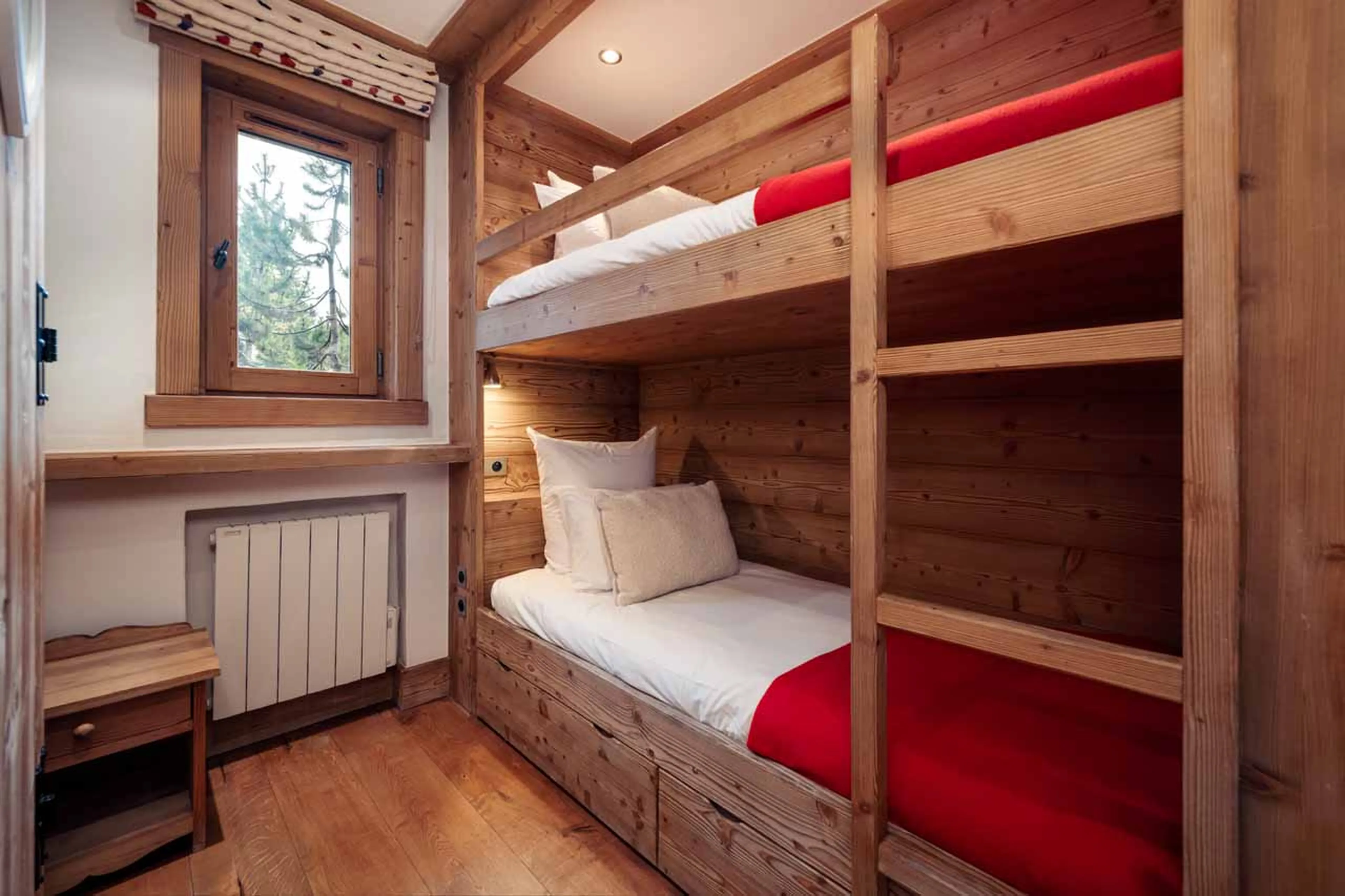 Bedroom six at Chalet Trois Ours in Meribel