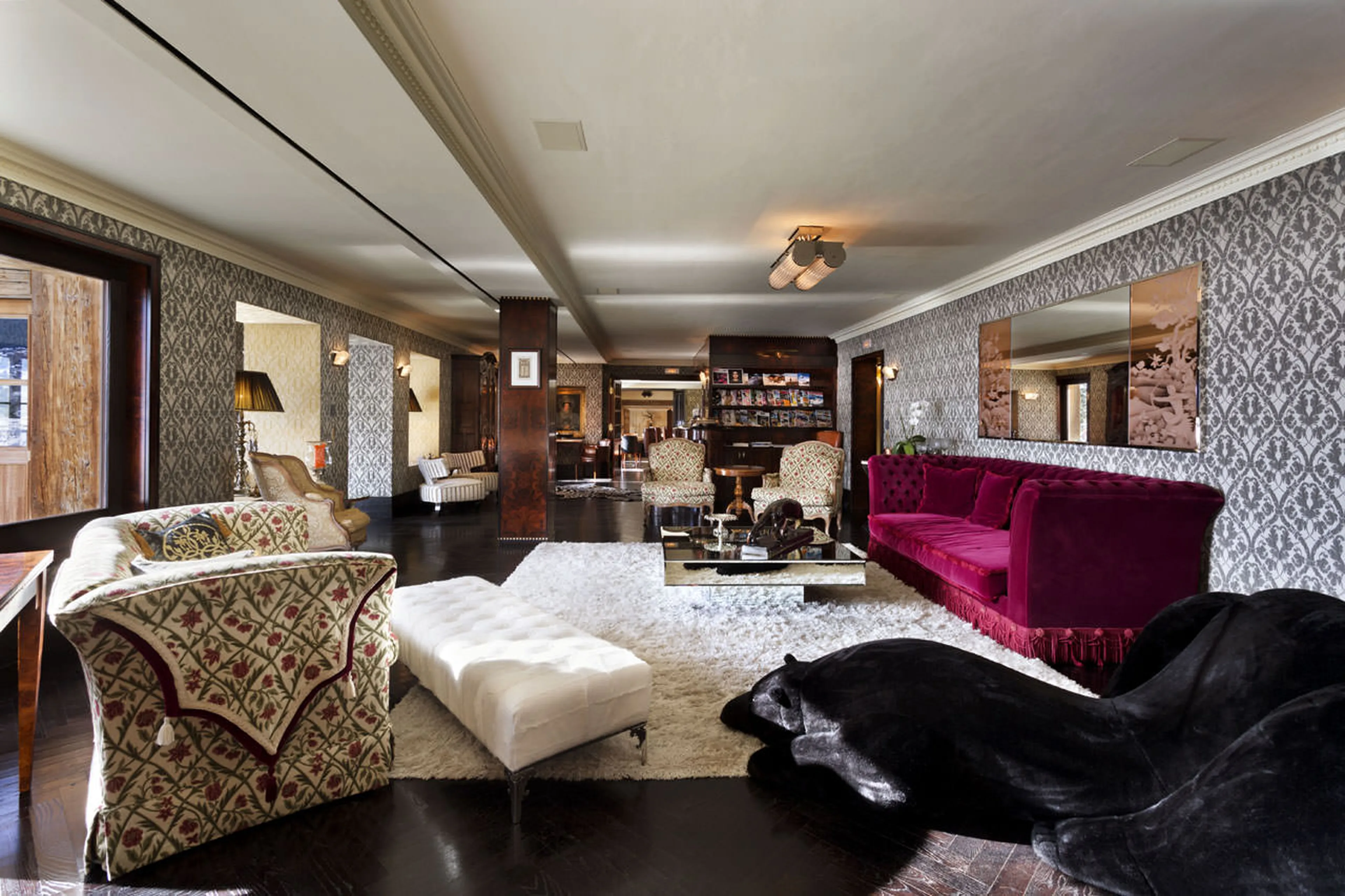 Drawing room in Chalet Truffe Blanche in Verbier