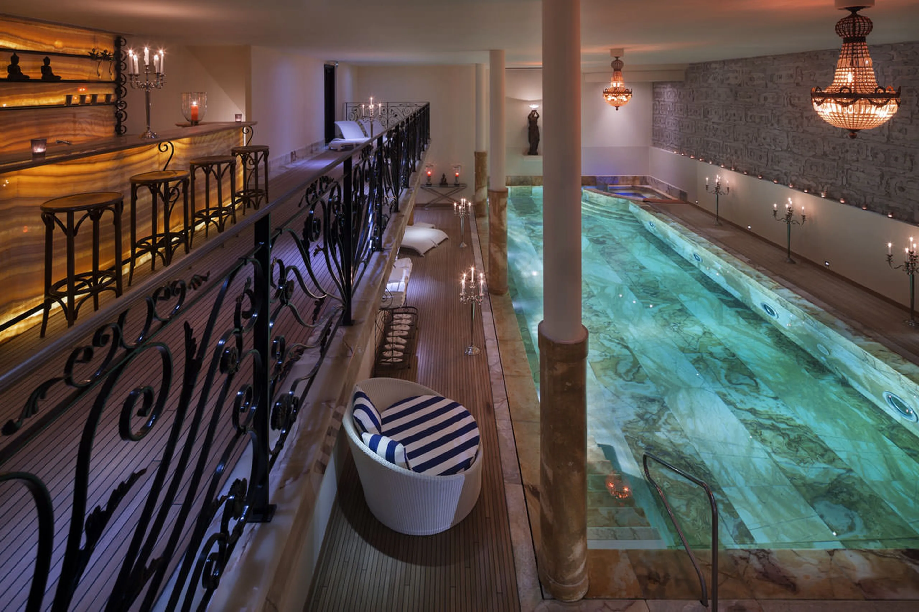 Pool and bar in spa of Chalet Truffe Blanche in Verbier