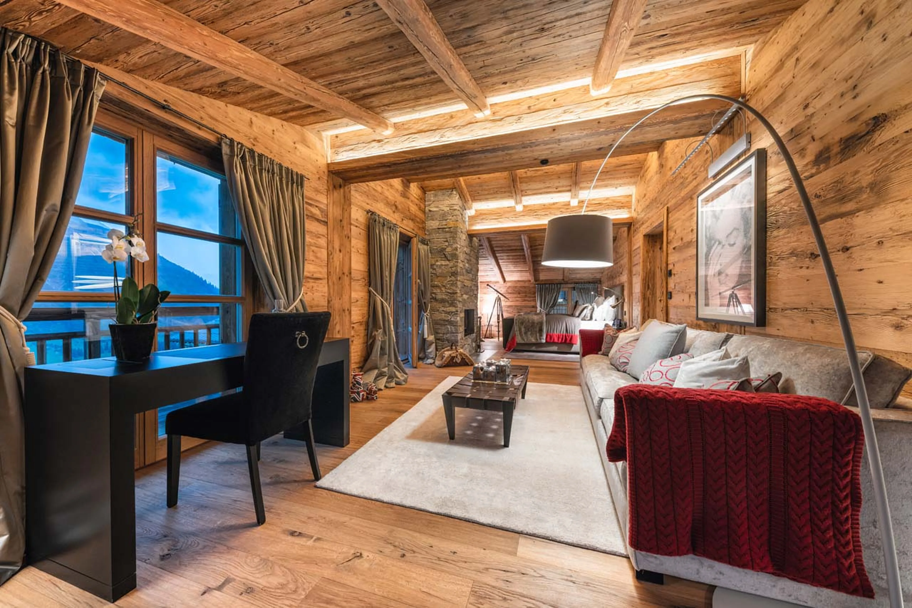 Desk in sitting area of bedroom one at Chalet Uberhaus in Lech