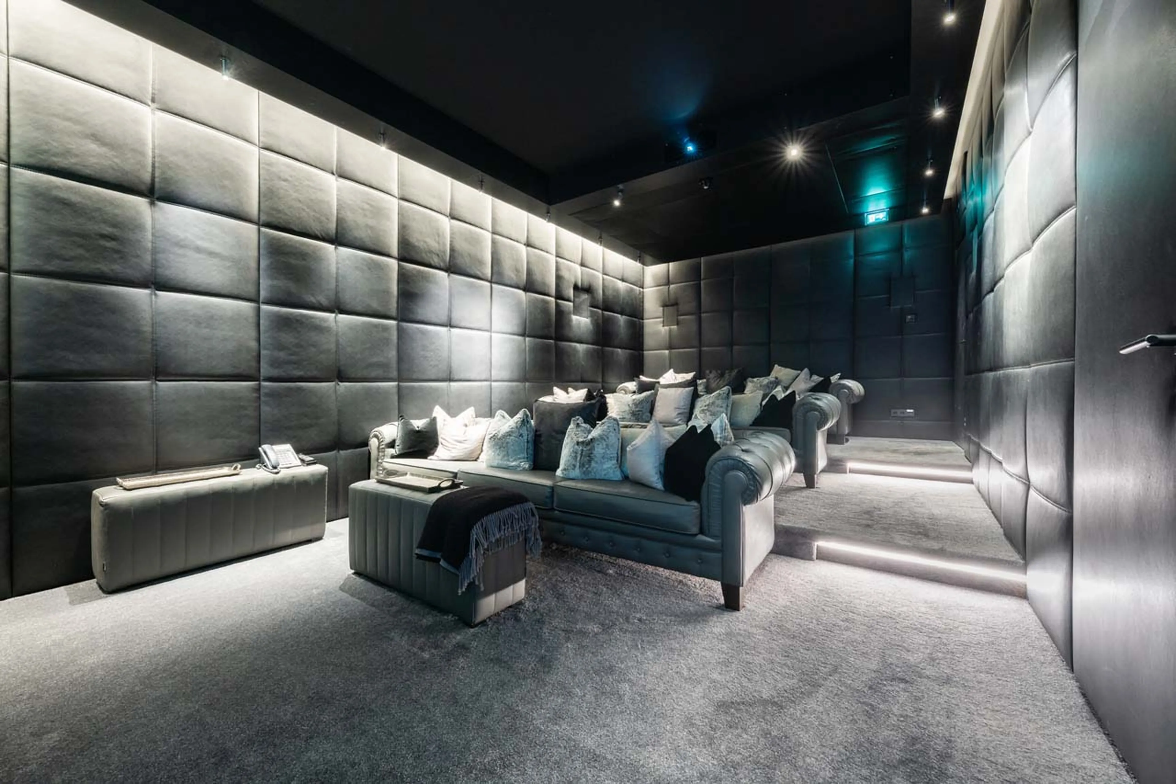 Tiered seating in cinema room of Chalet Uberhaus in Lech