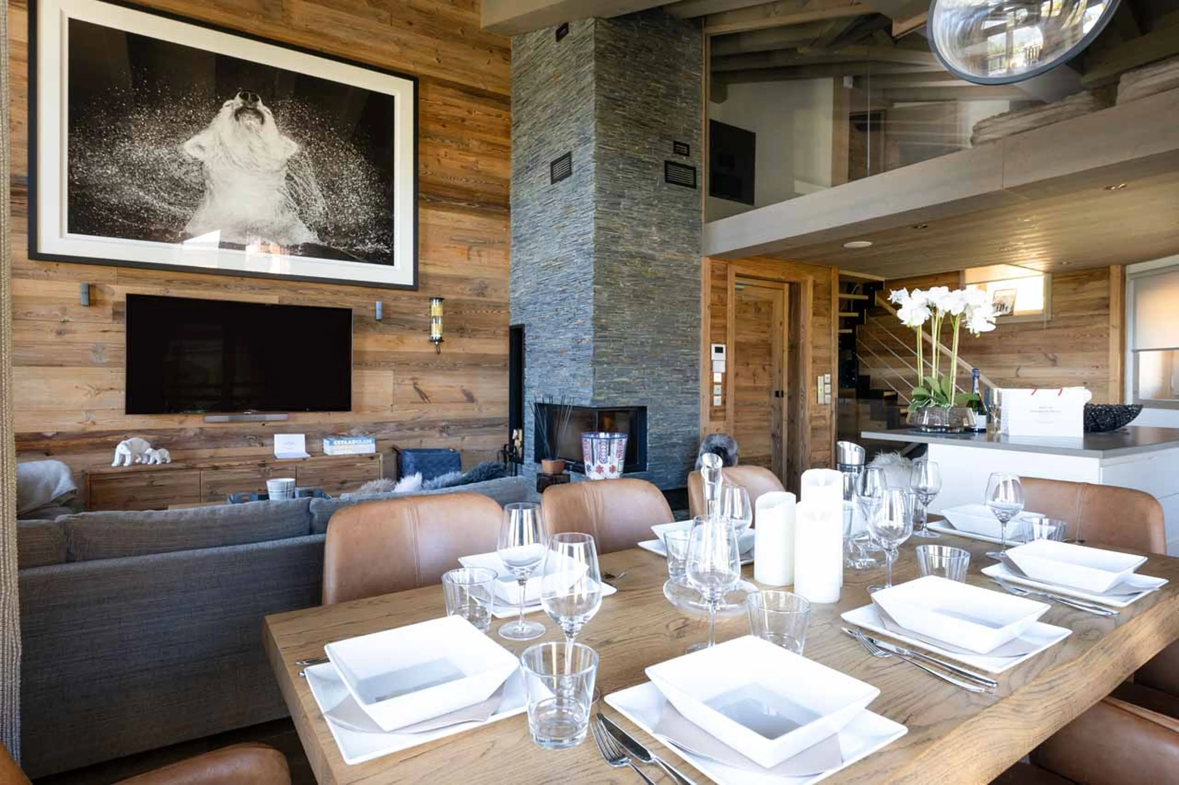 Dining area at Chalet Ursus in Courchevel 1650