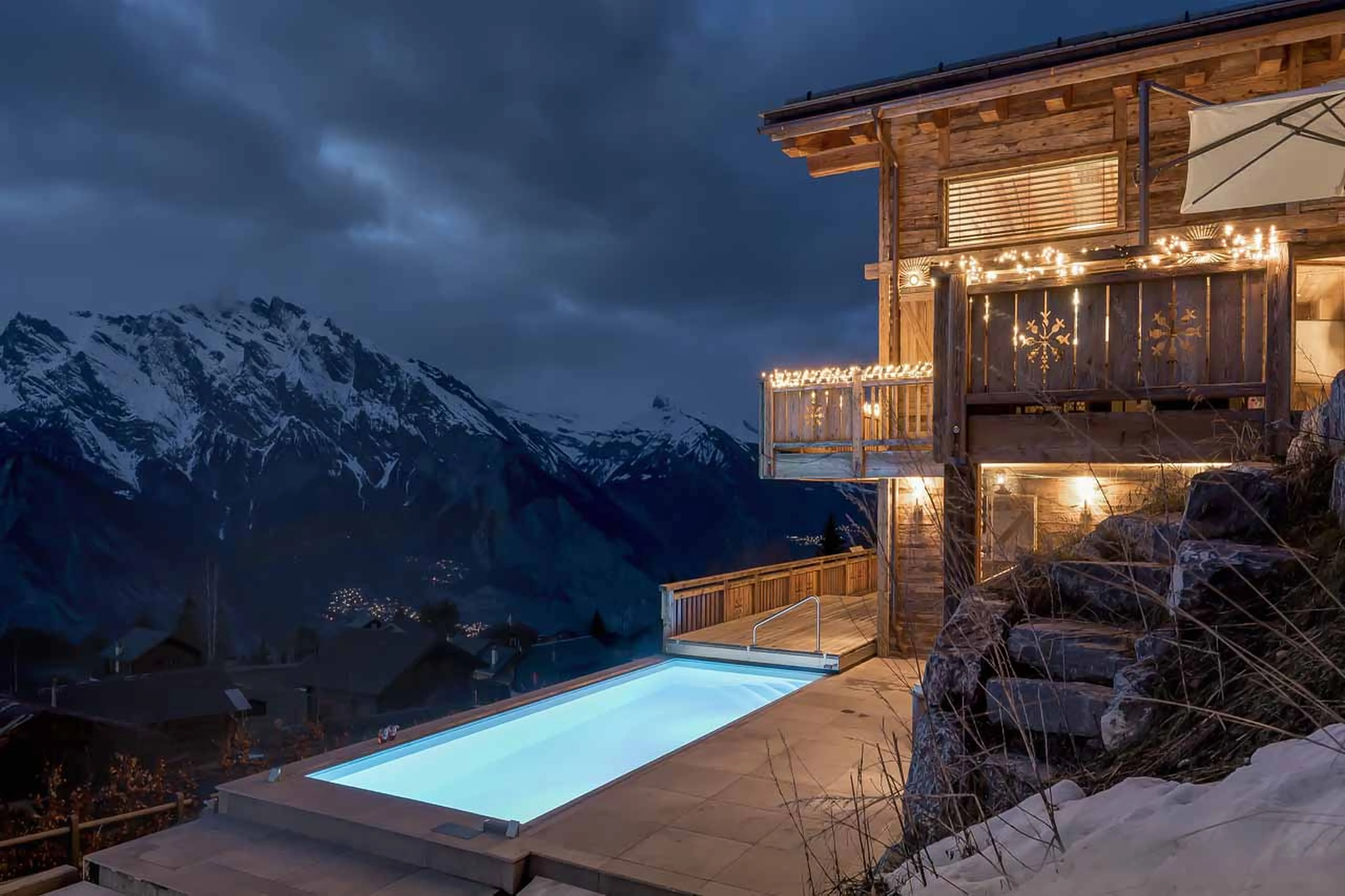 Heated outdoor pool of Chalet V in La Tzoumaz