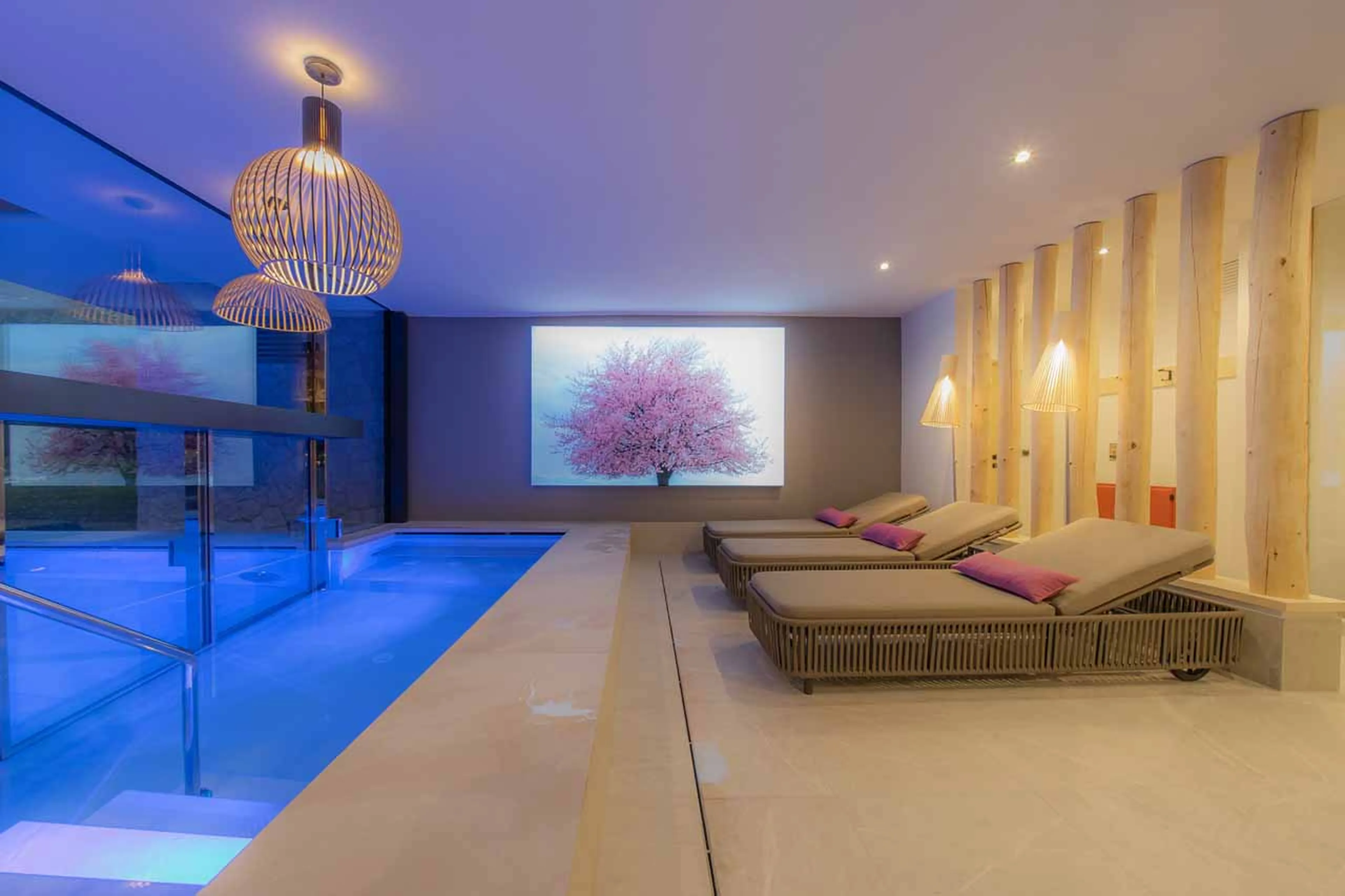 Indoor-outdoor pool at The Loft in Val Gardena