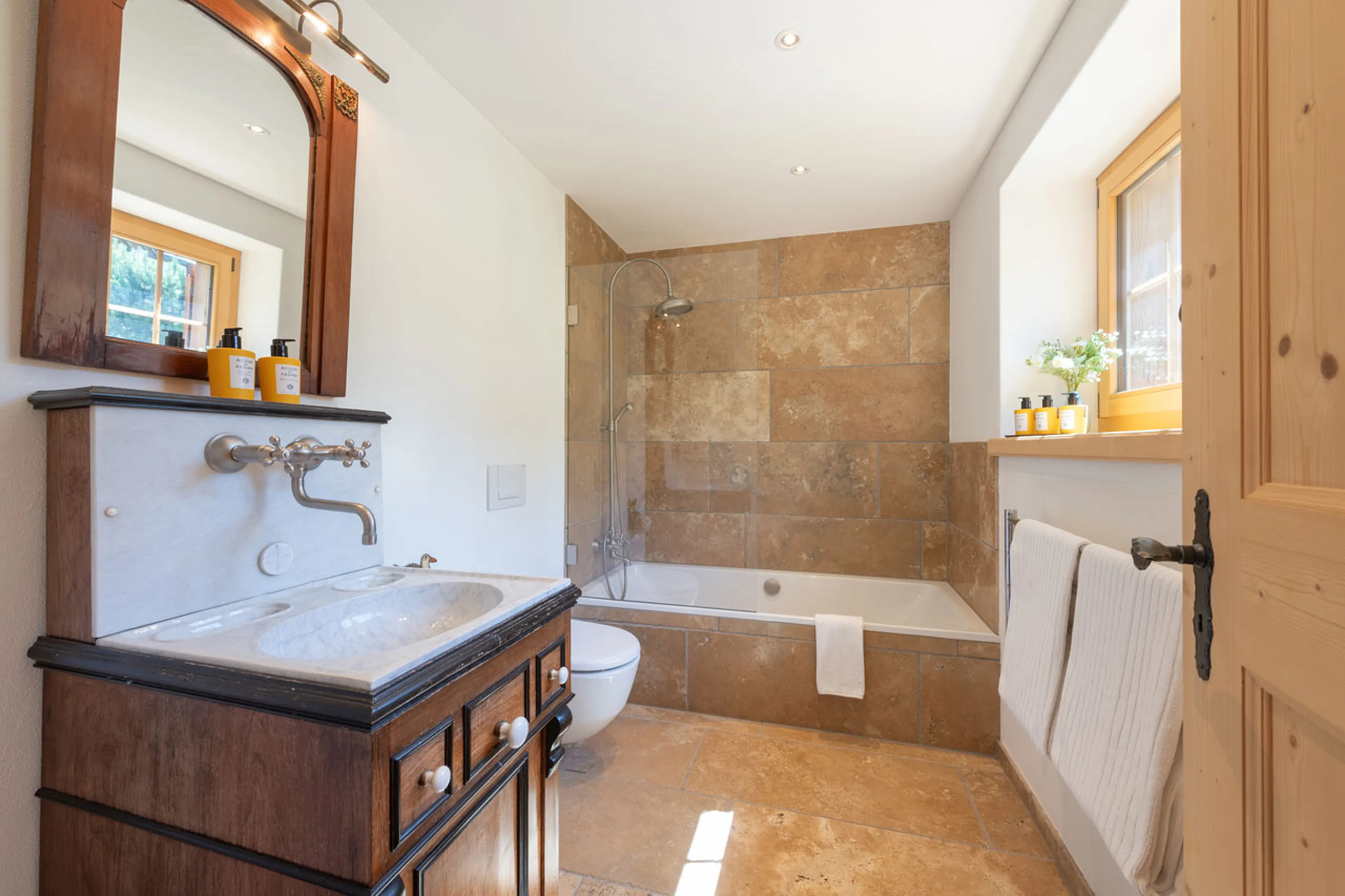 Bathroom one at Chalet Verbena in Klosters