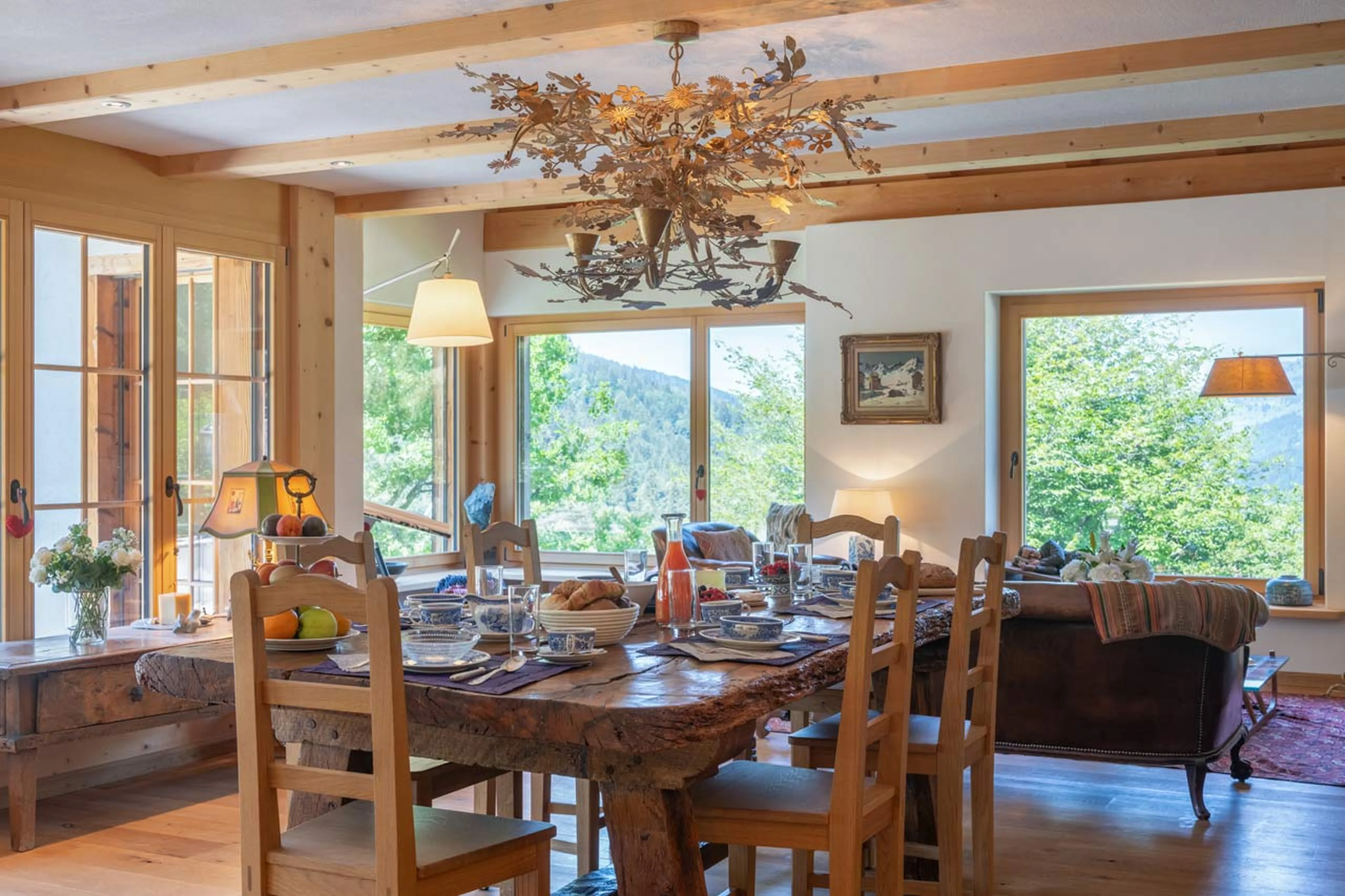 Breakfast table at Chalet Verbena in Klosters
