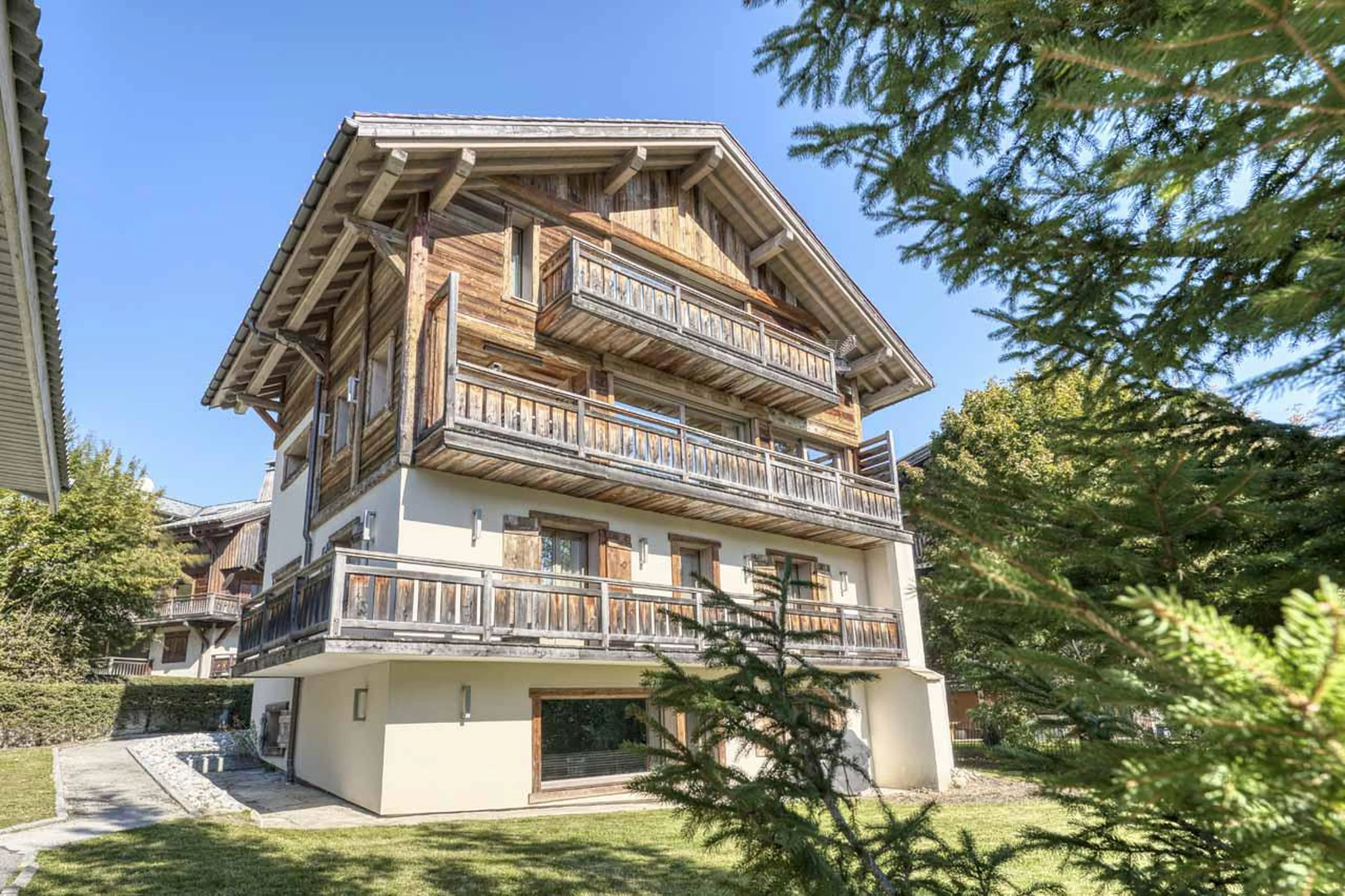 Exterior of Chalet Yeti in Megeve