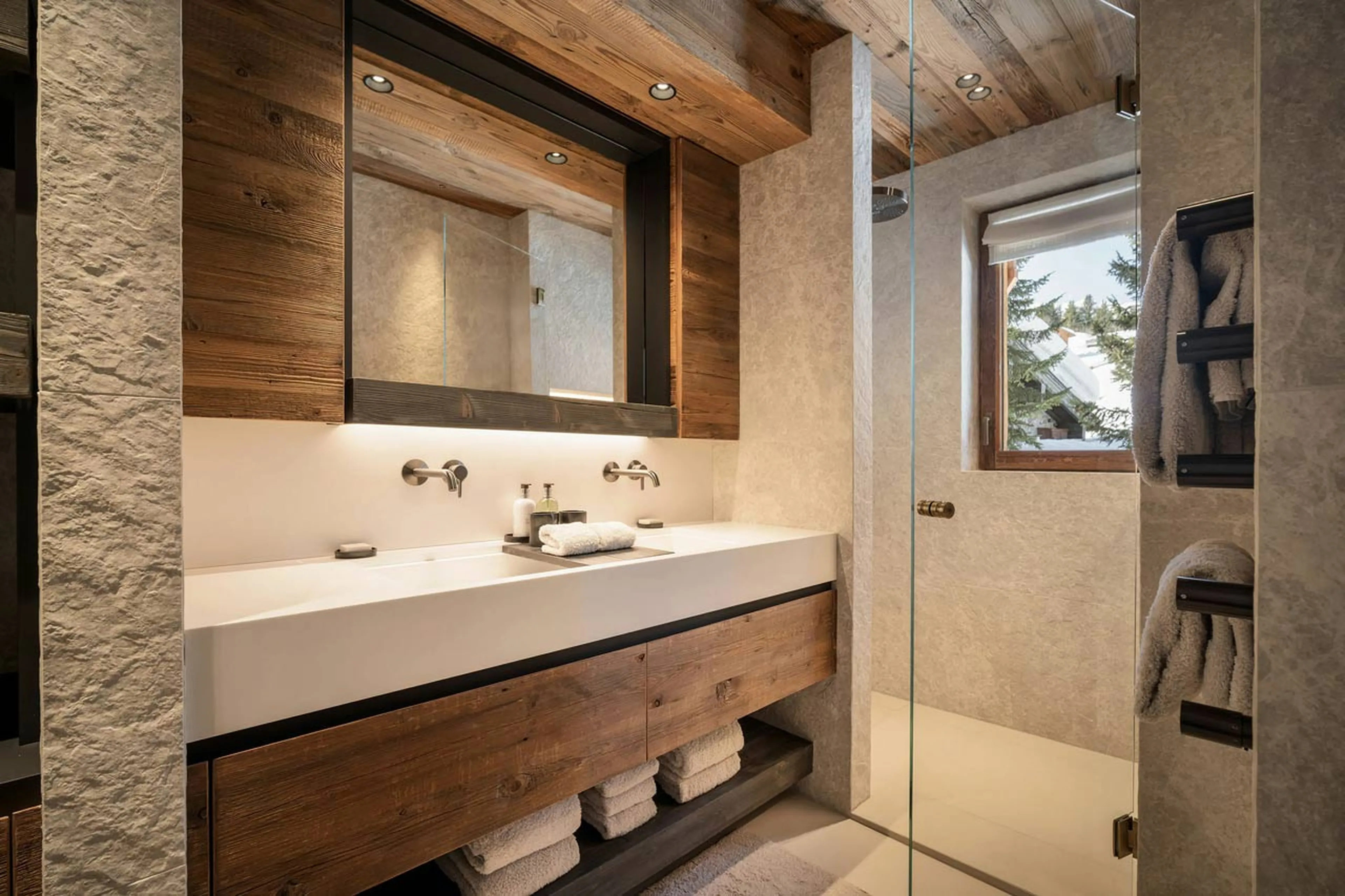 Bedroom 4 ensuite at Chalet Yin & Yang in Courchevel 1850