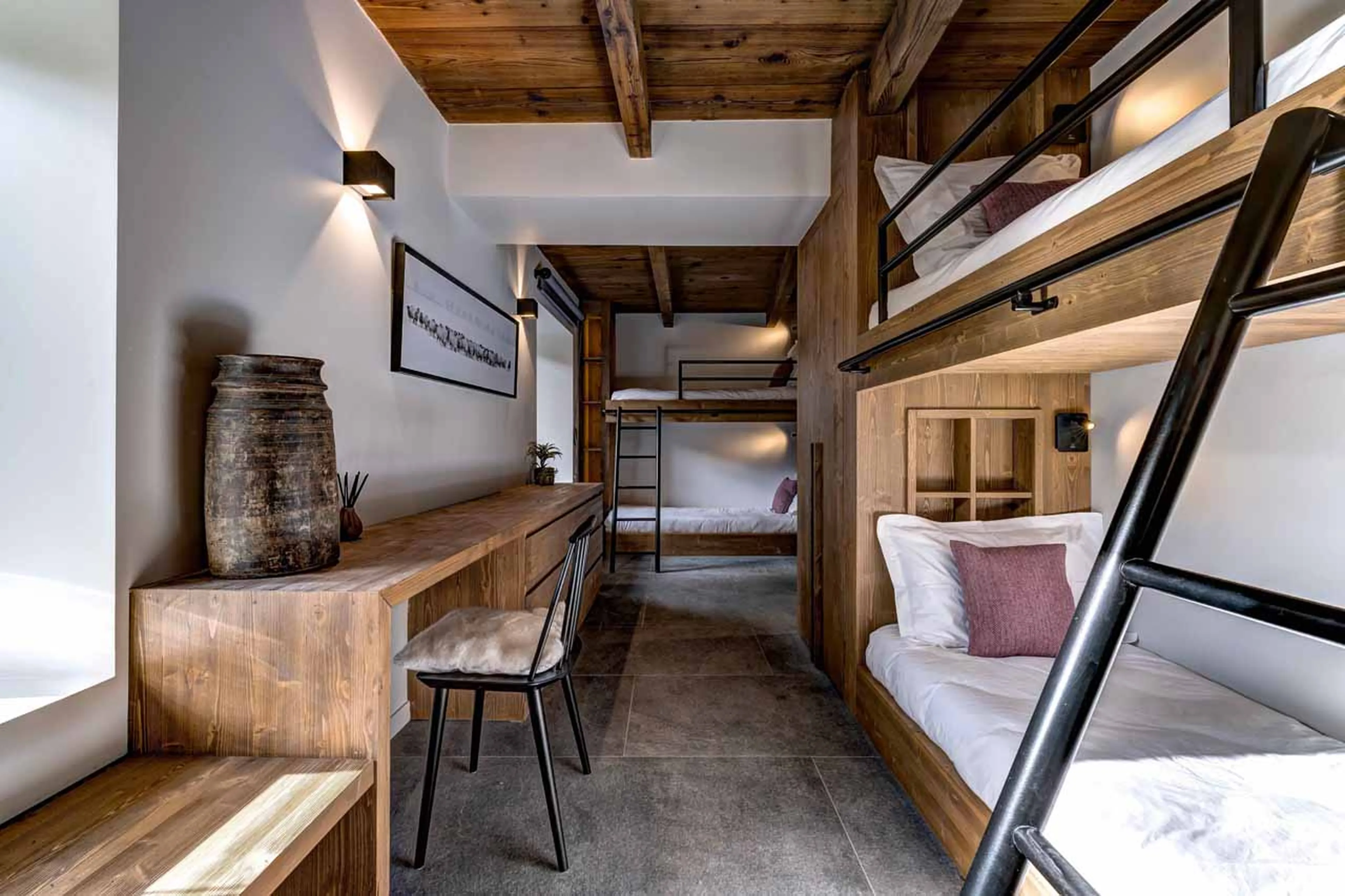 Bunk room with two bunk beds (sleeps four) in Chalet Zanskar, St Martin de Belleville