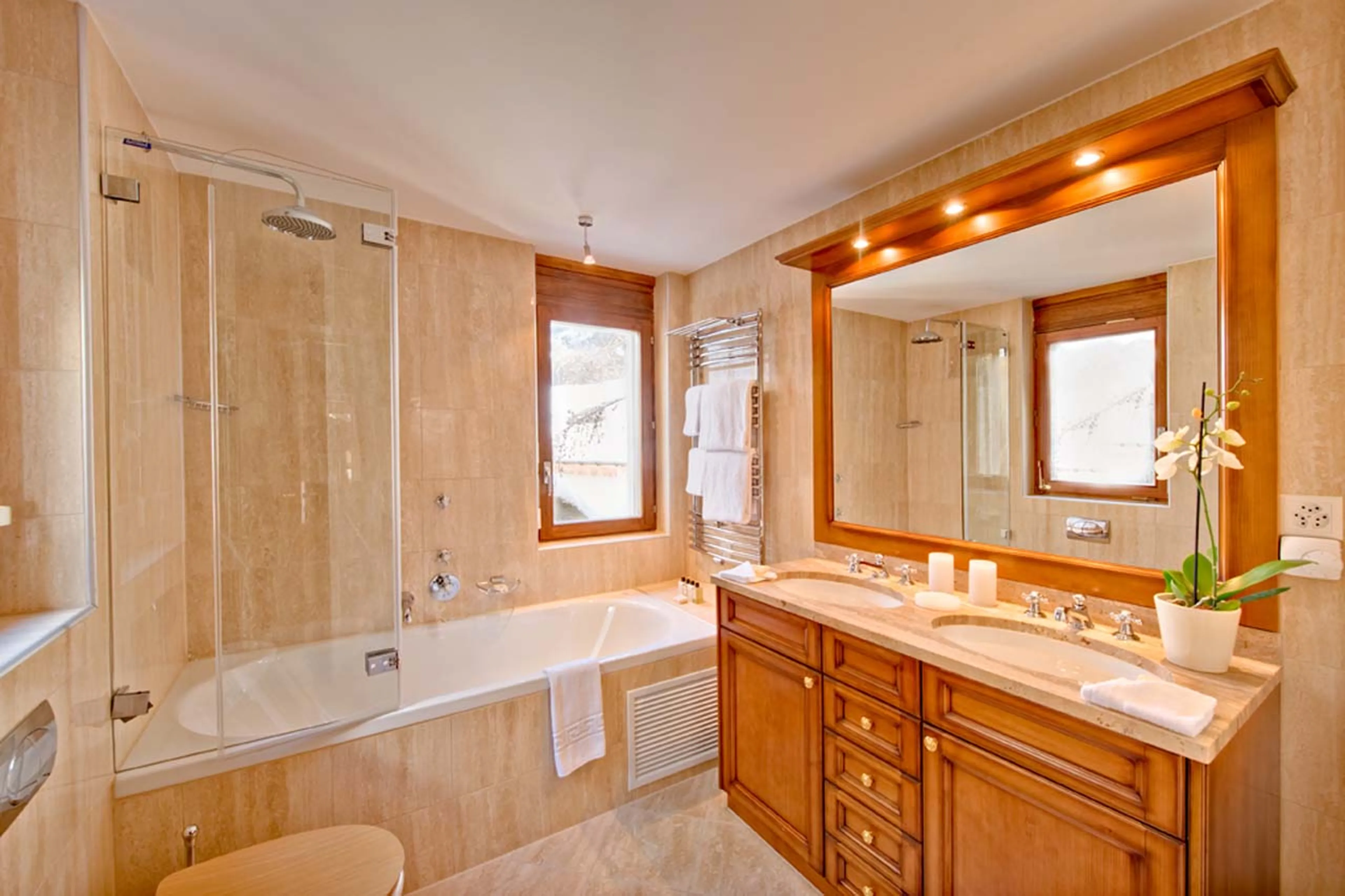 En-suite bathroom at Chalet Zen in Zermatt