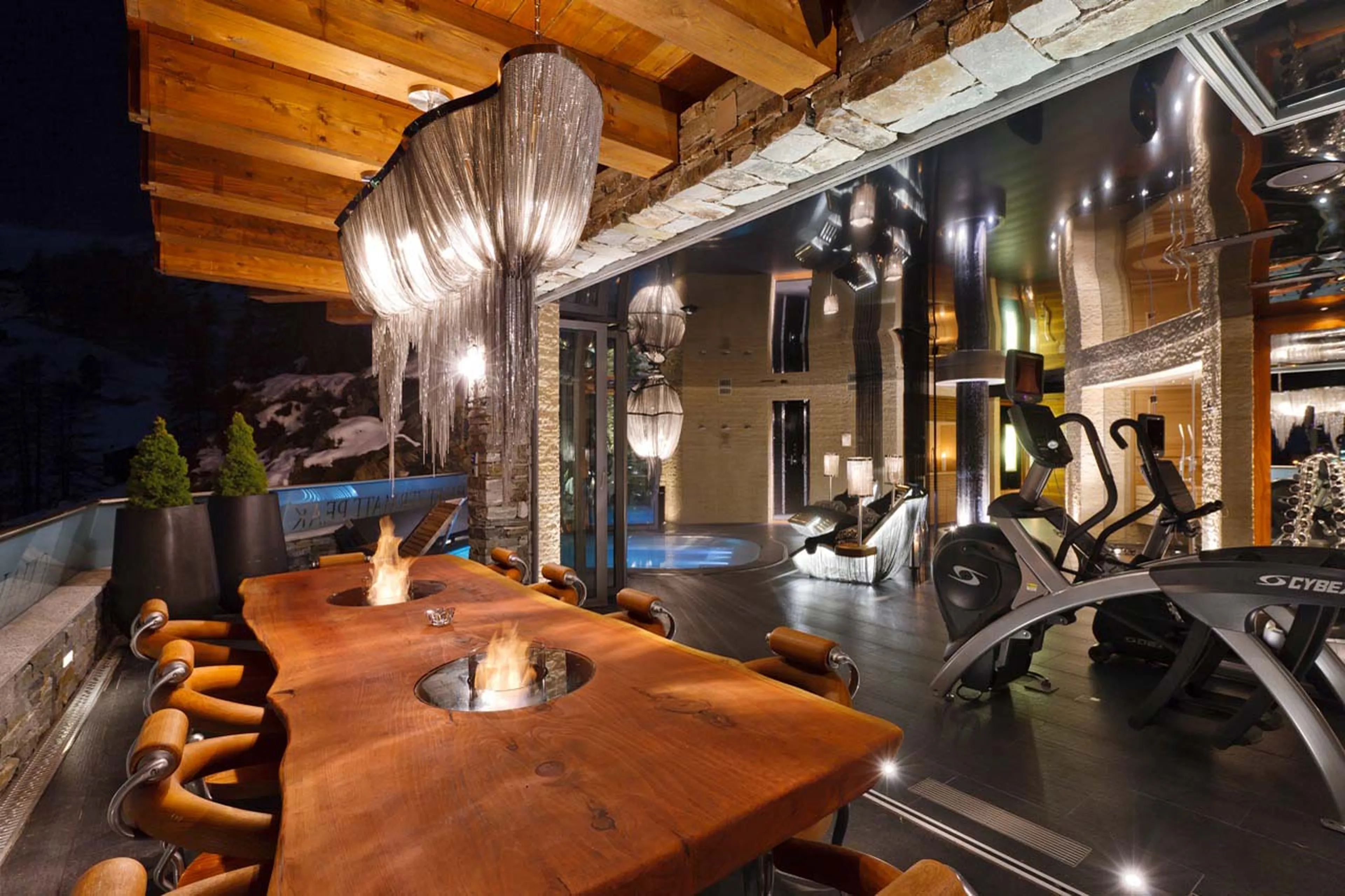 Spa terrace at Chalet Zermatt Peak in Zermatt