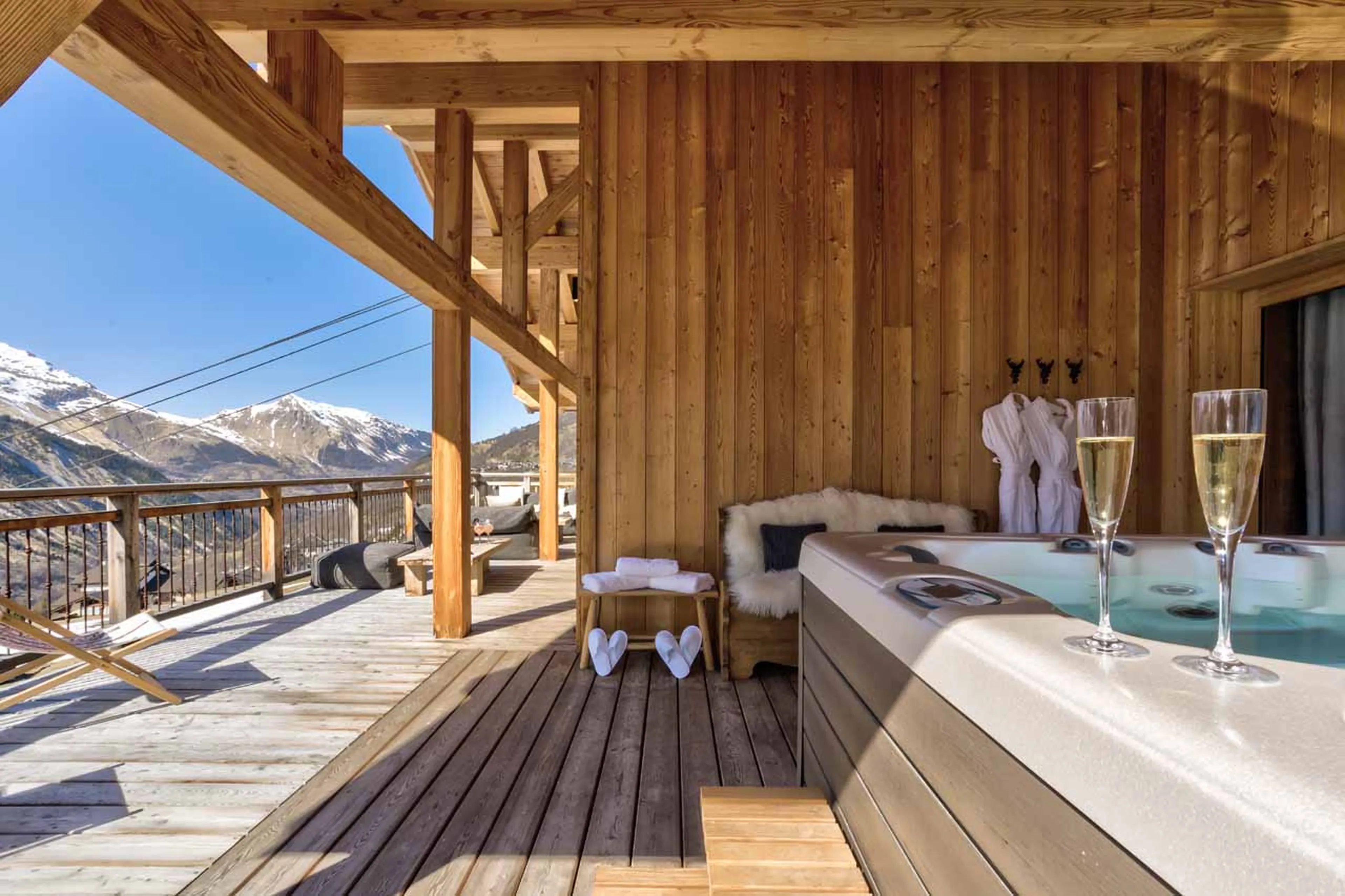 Champagne in the hot tub at Chez Bugi in St Martin de Belleville