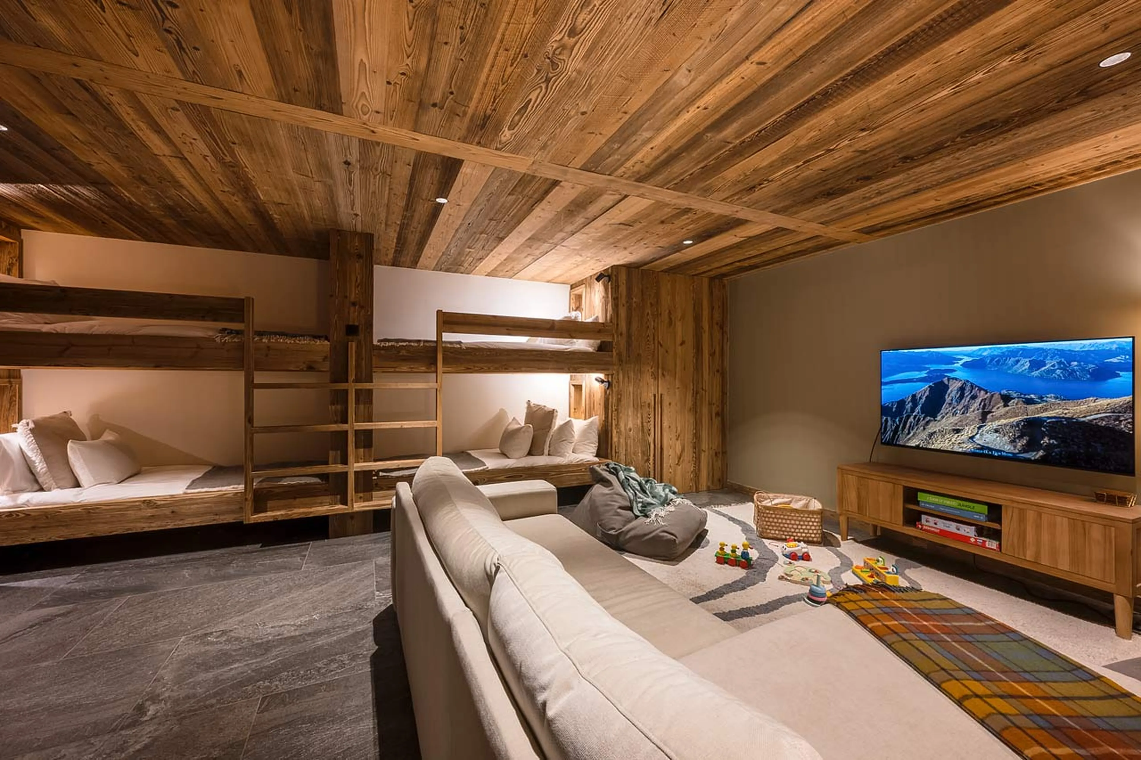 Bunk bed room at Chalet Genevieve in Morzine