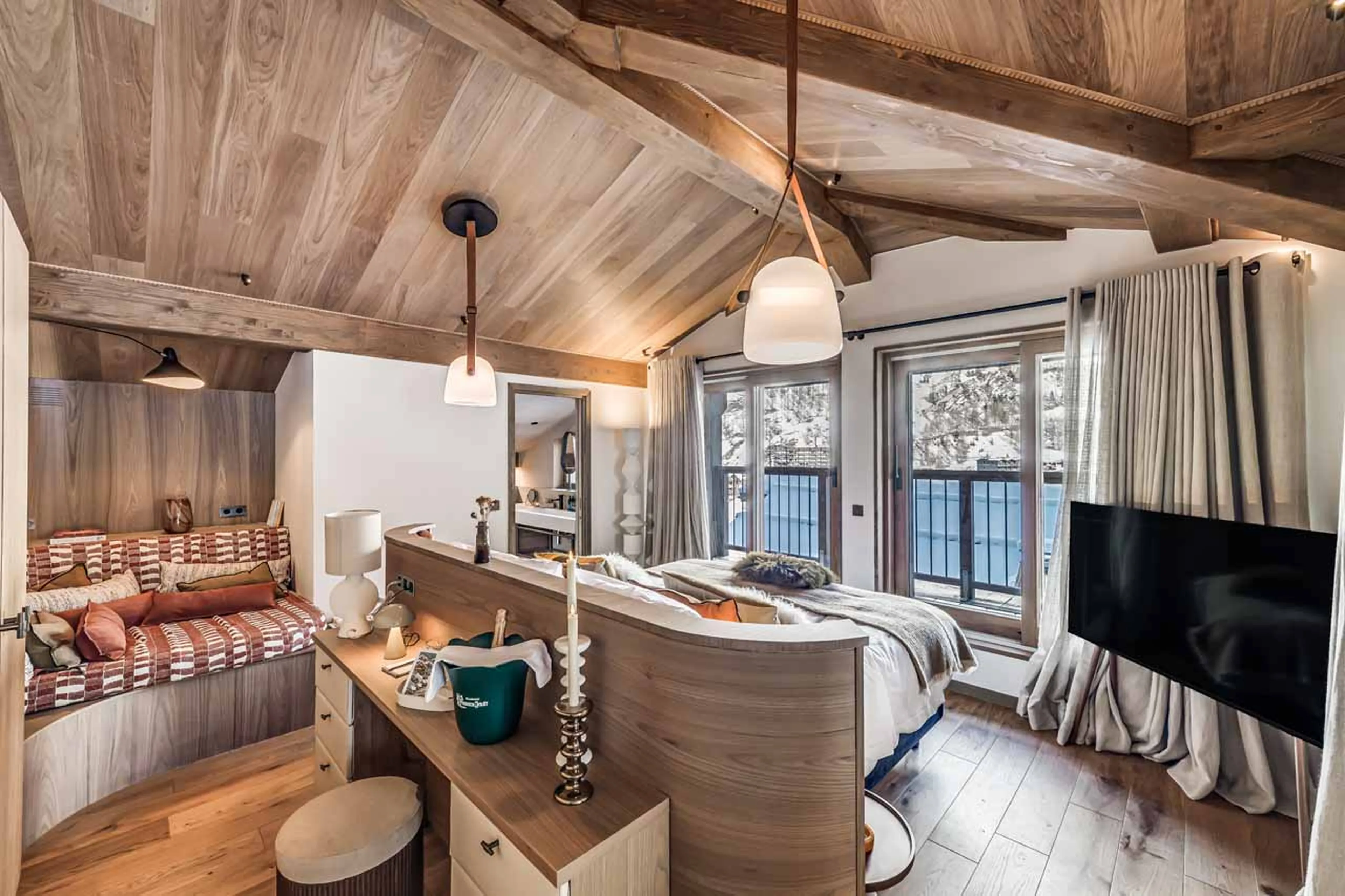 Bedroom 4 overview at Chalet des Legendes in Val d'Isere