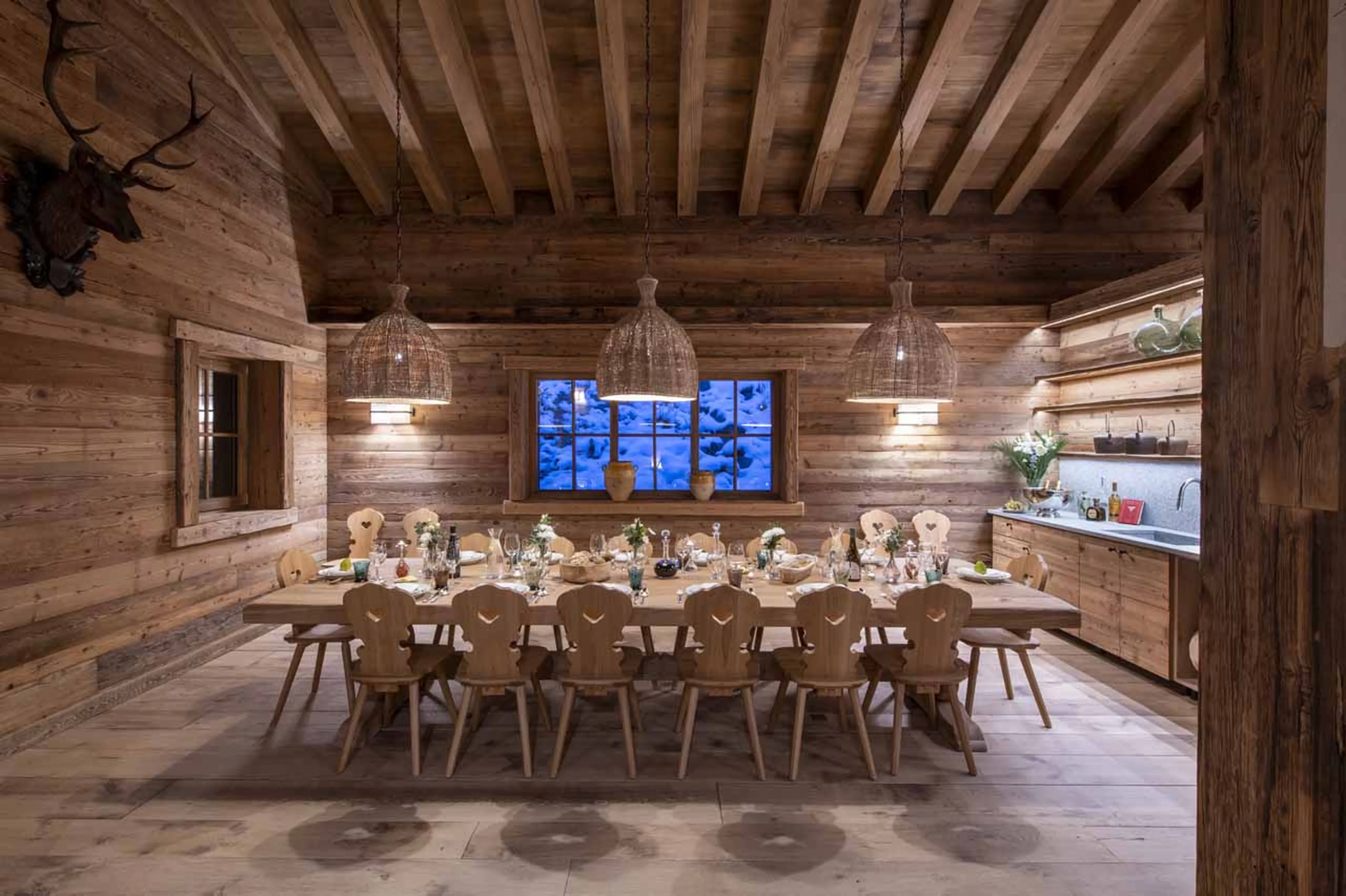Dining room at Chalet Domaine de l'Orme in Meribel