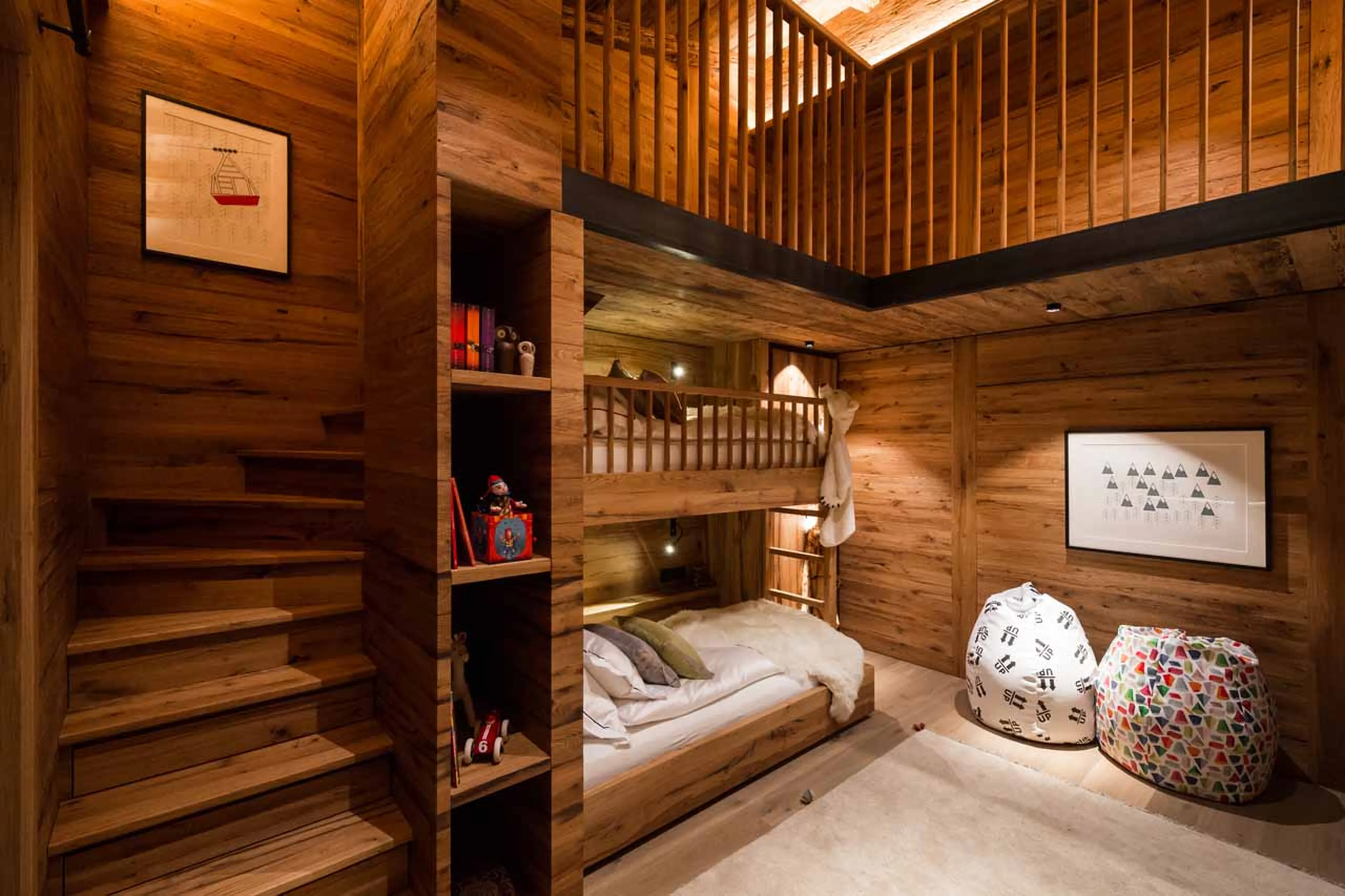 Bunk bedroom at Chalet Arula 1 in Lech