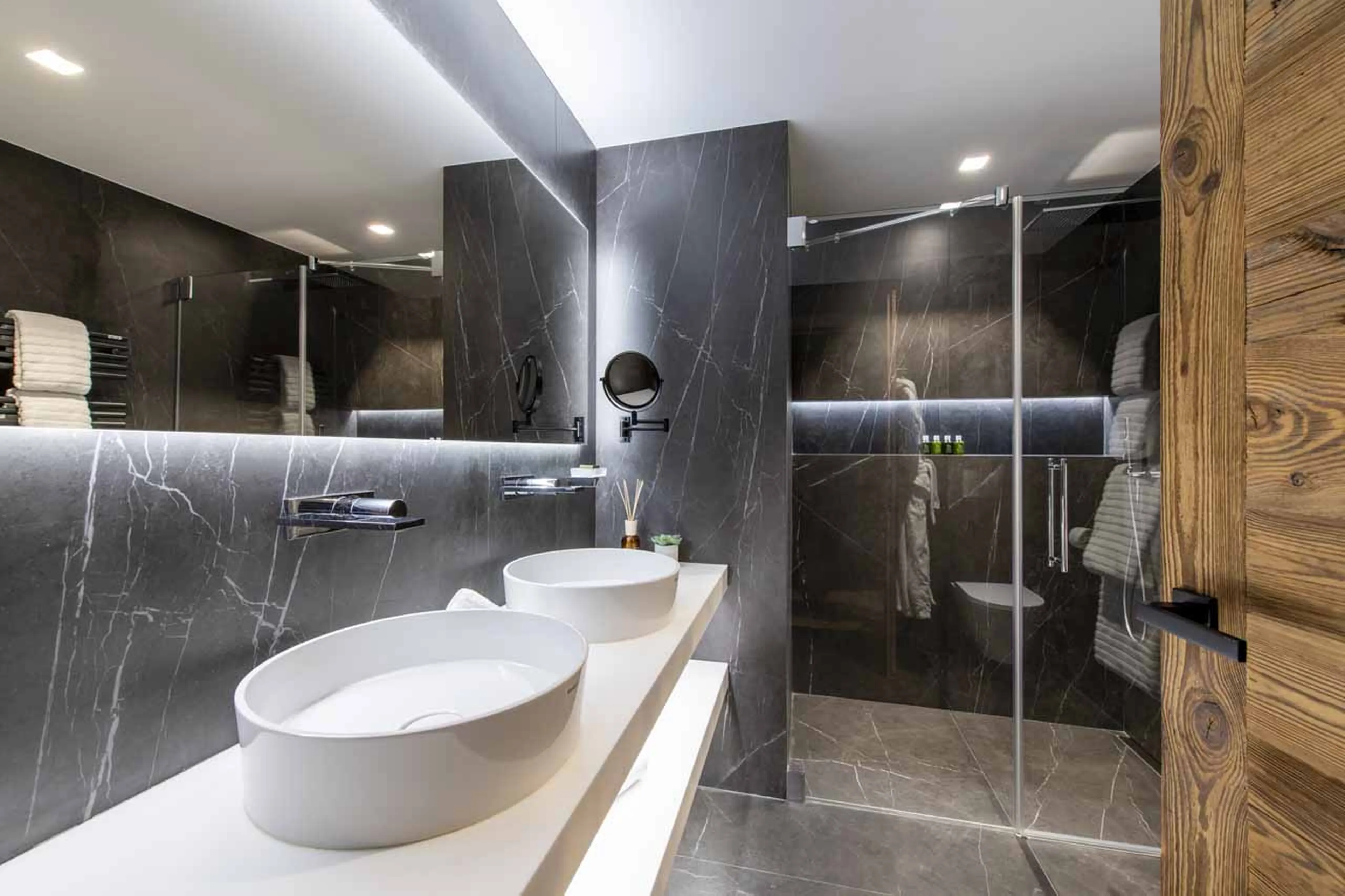 Bathroom three at Grande Maison in Morzine