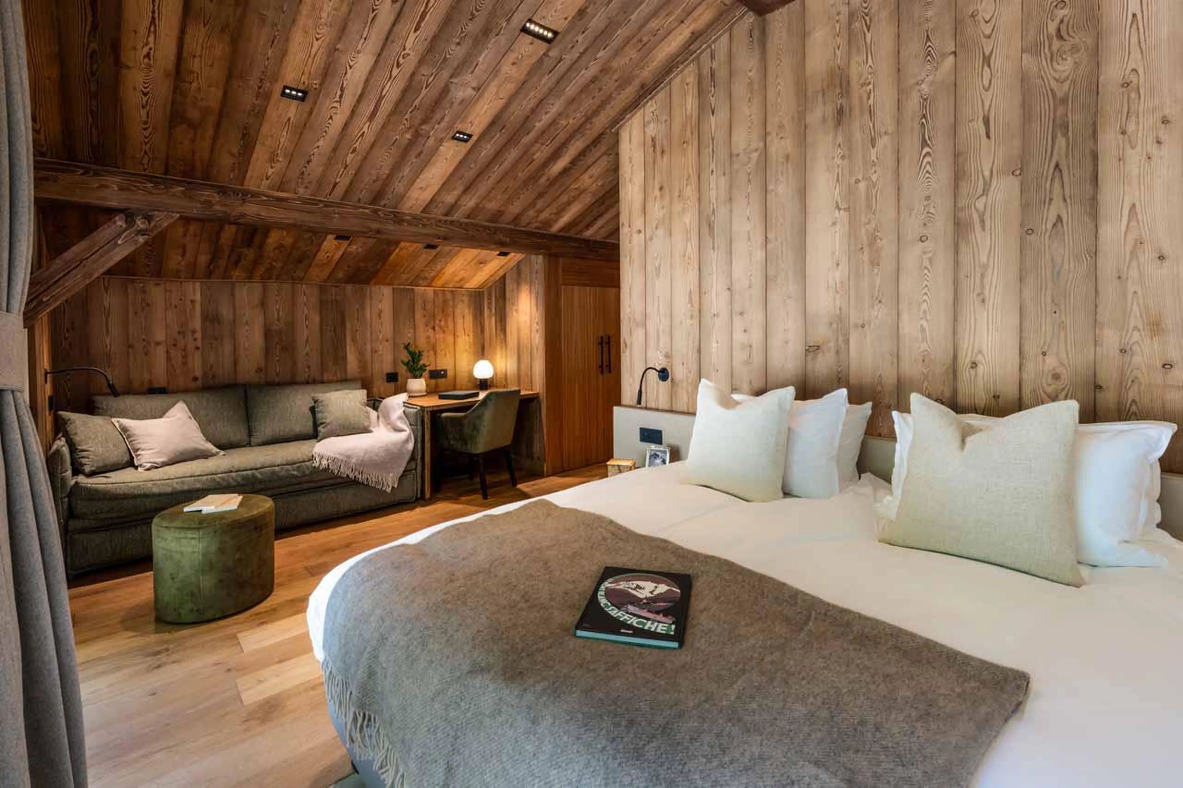 Bedroom three at Granite Mountain Lodge in Chamonix