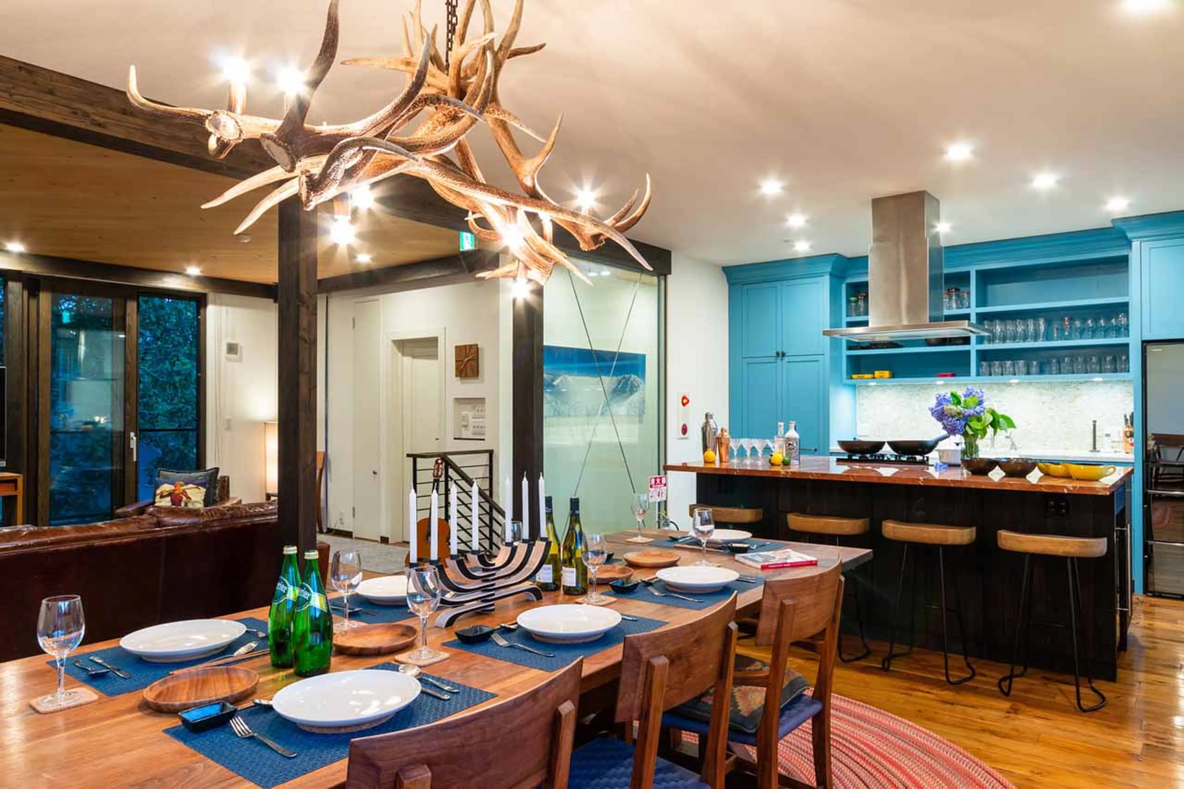 Dining room and kitchen at Gustav's Hideaway in Niseko