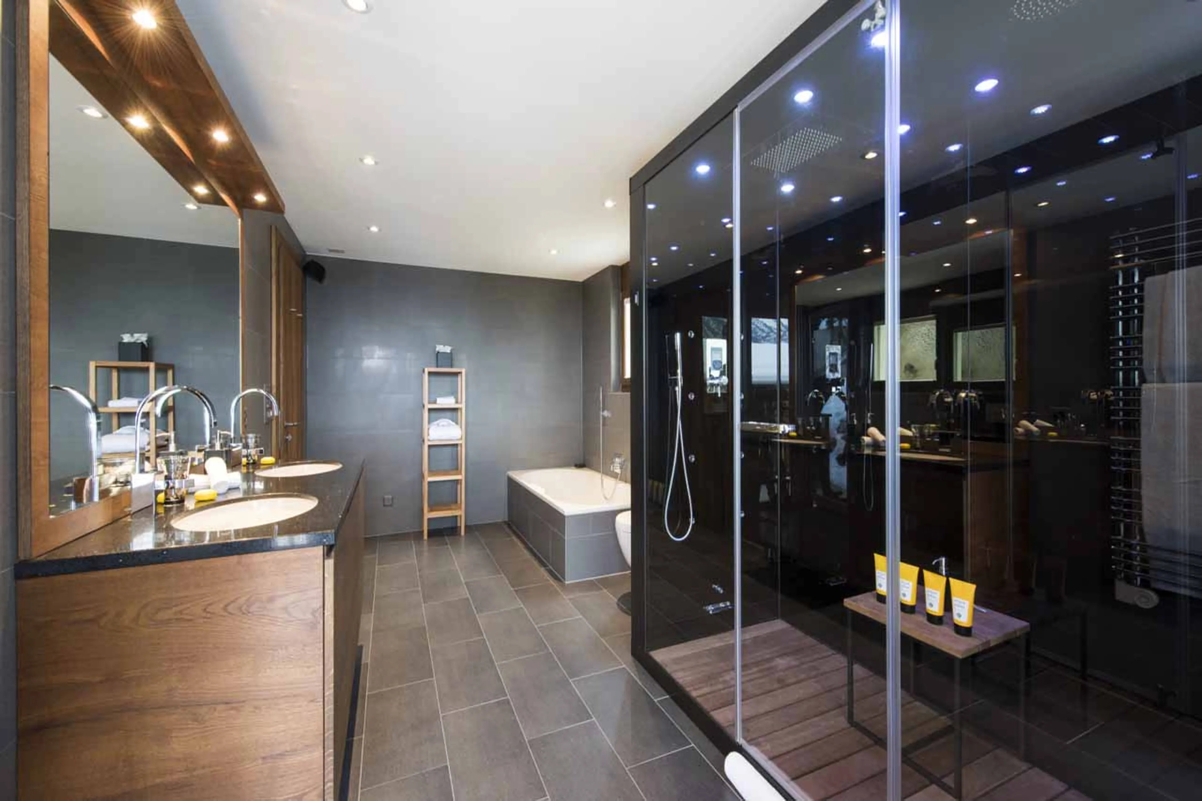 Bathroom one at Haus Leytron in Zermatt