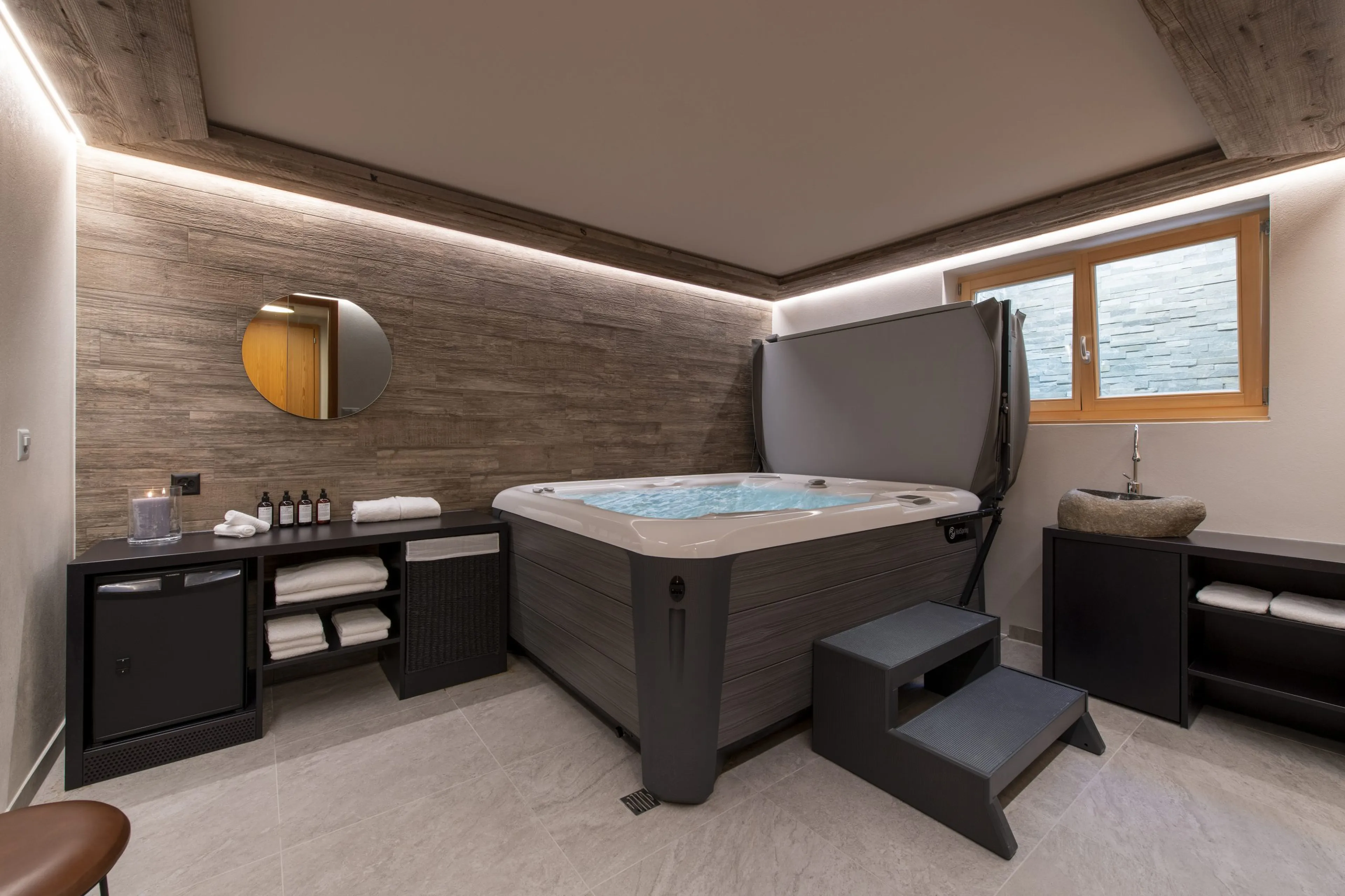 Jacuzzi at Haus Leytron in Zermatt