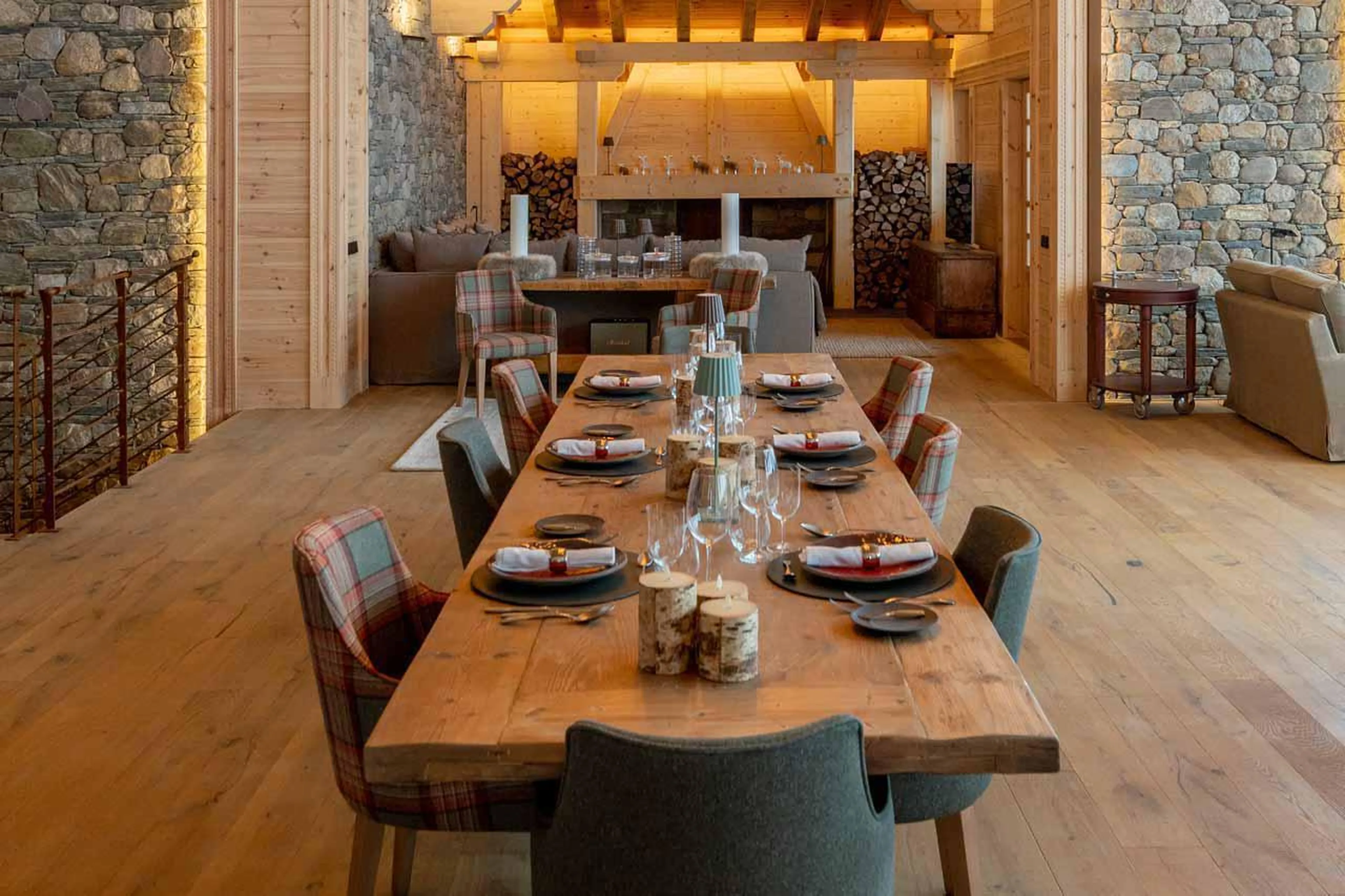 Elegant dining table at Hermitage Mountain Lodge in Andorra