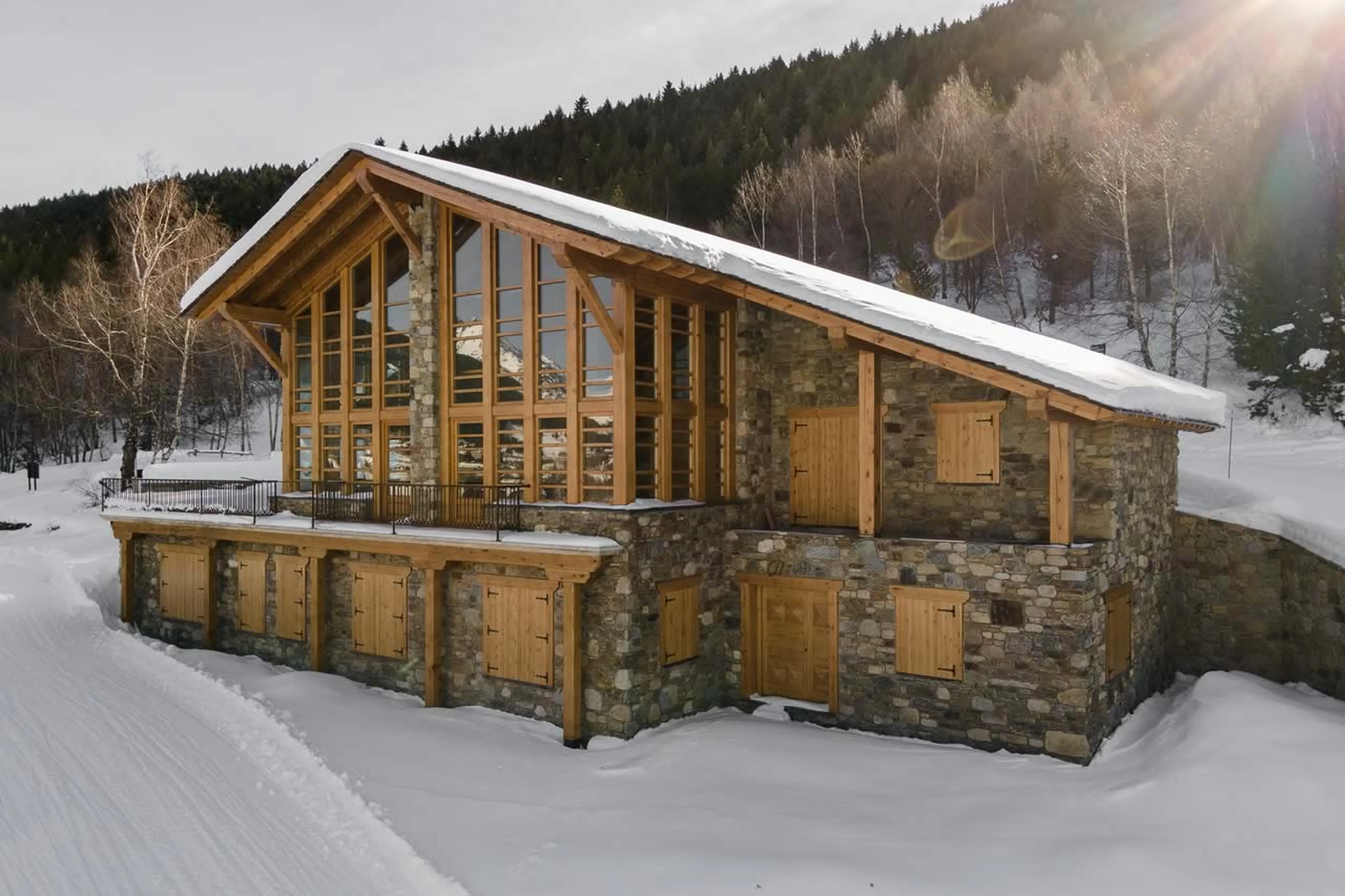 Ski-in/ski-out access at Hermitage Mountain Lodge in Andorra