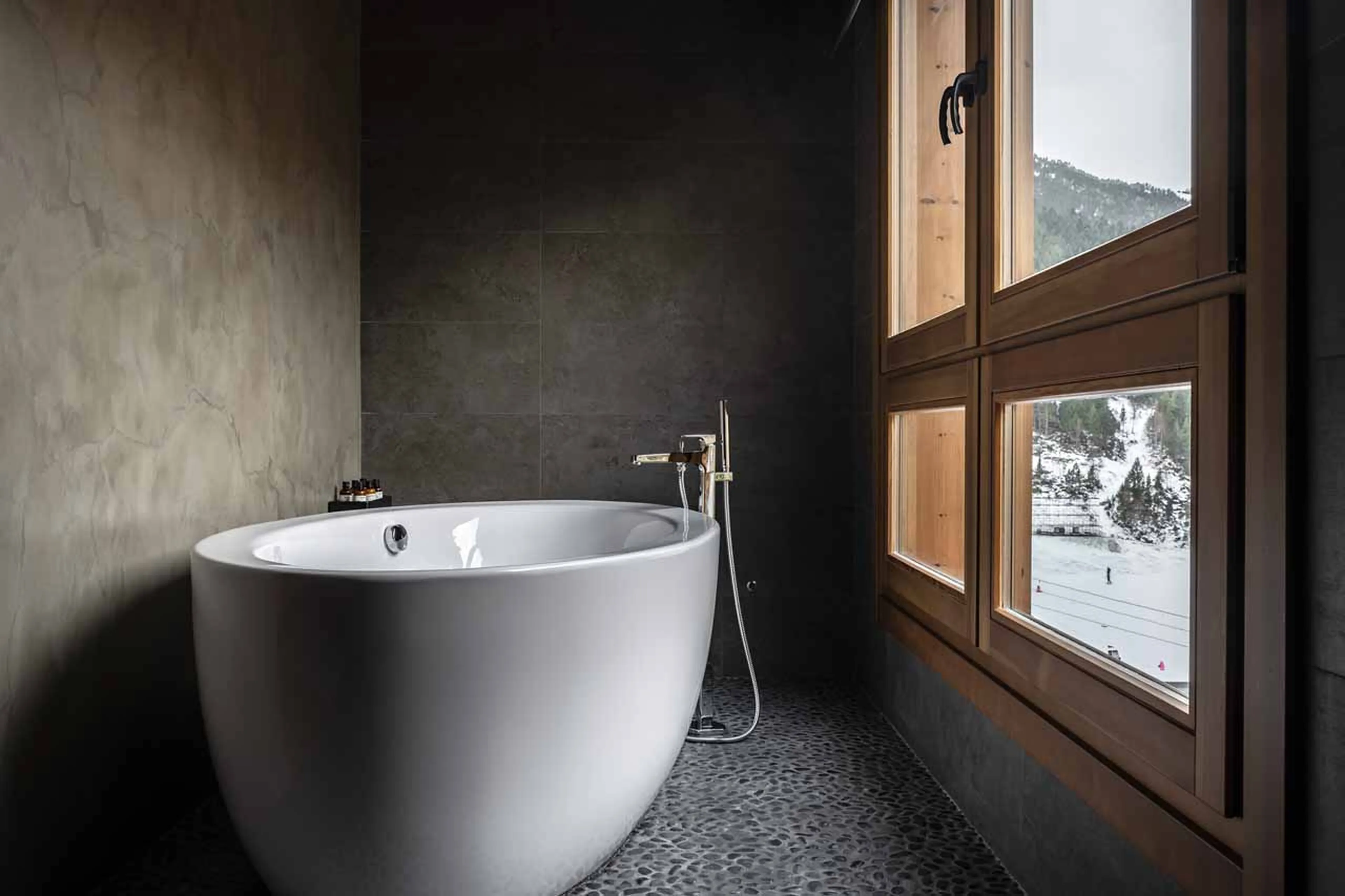En-suite bathroom at Hermitage Mountain Residence 120 in Soldeu