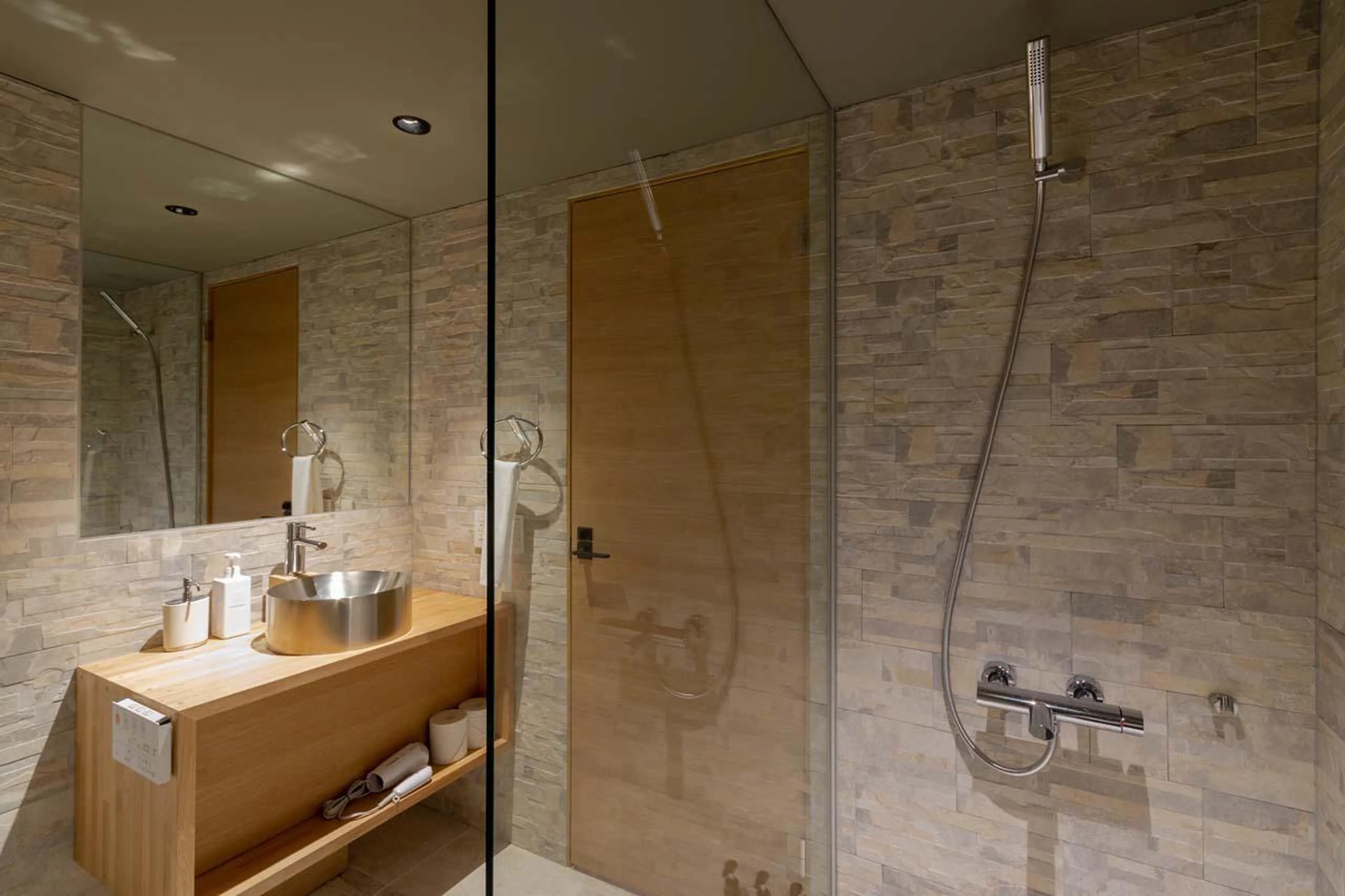 En-suite shower room at Hideaway on Escarpment in Niseko