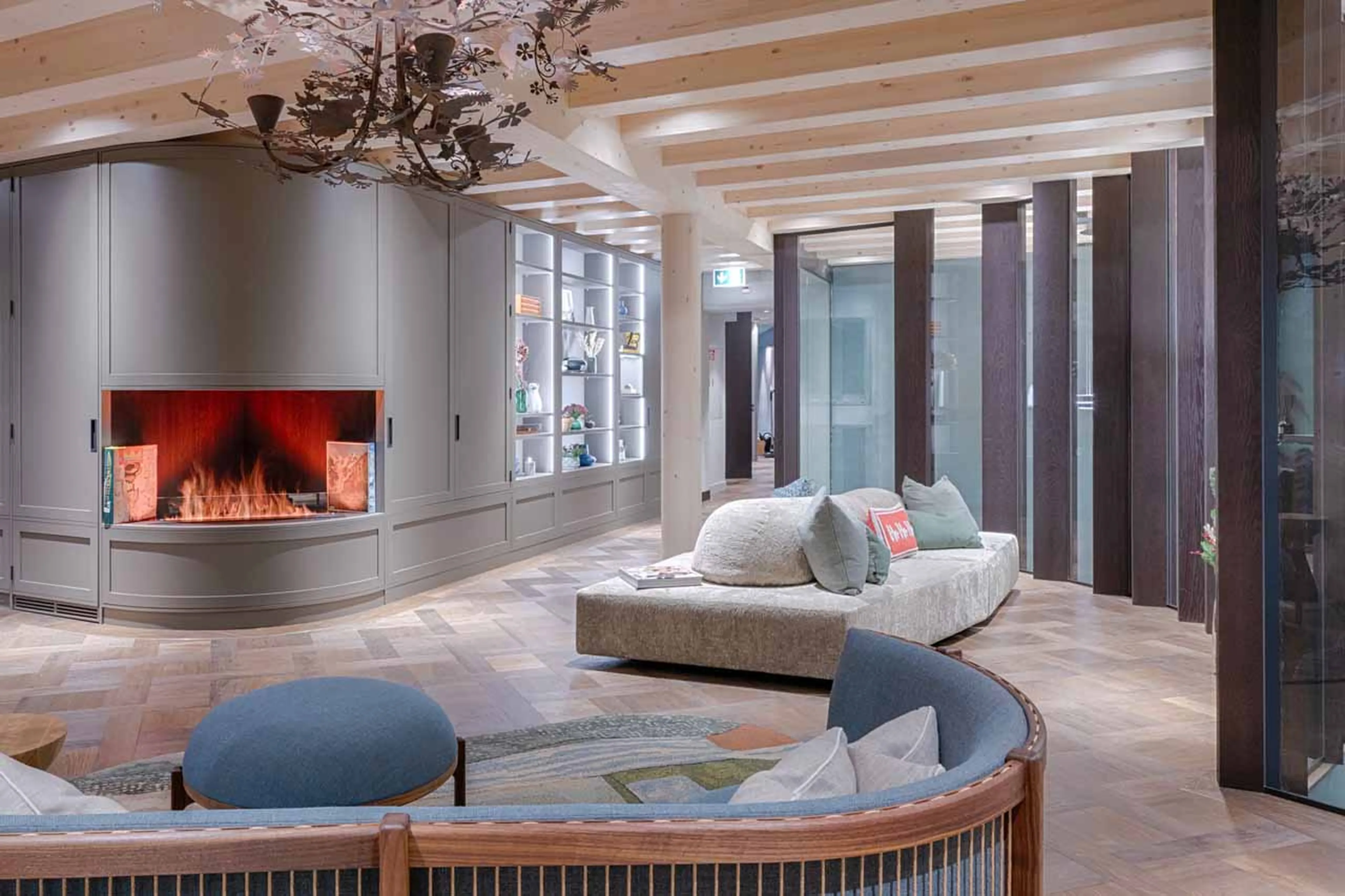 Residence entrance hall at Horu Lodge in Zermatt