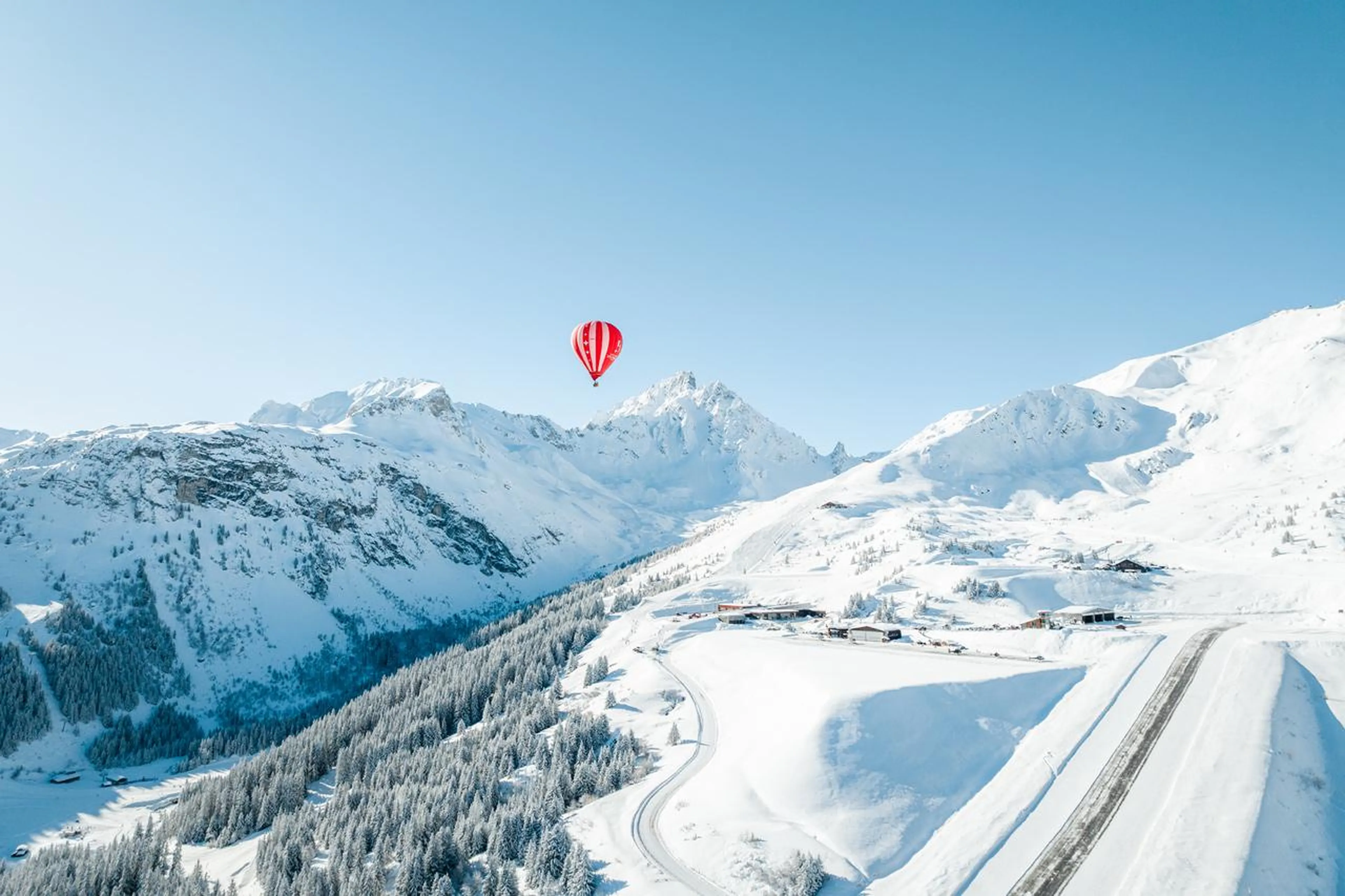 Hot Air Balloon in Courchevel