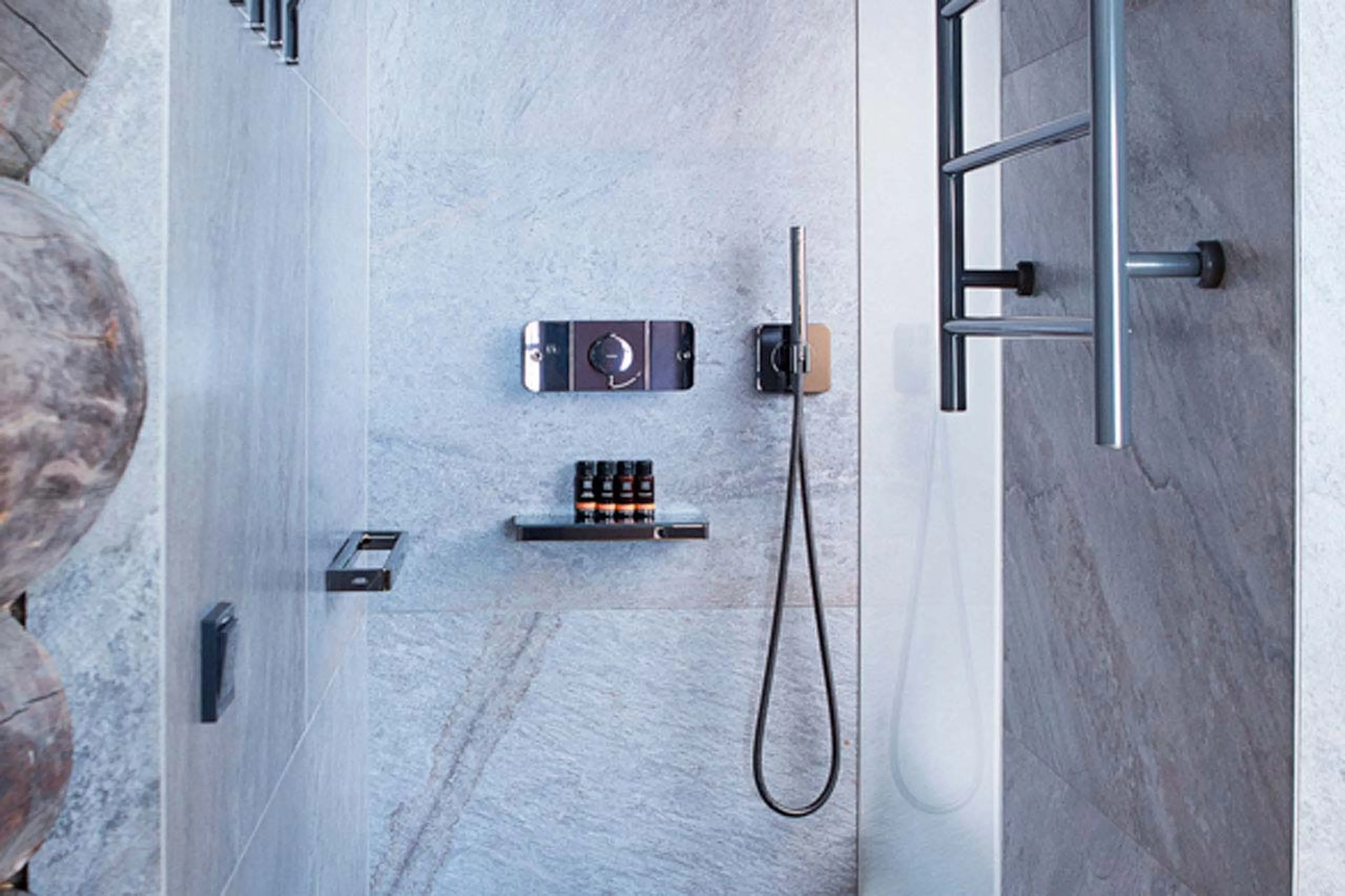 Shower at Javri Lodge in Finland