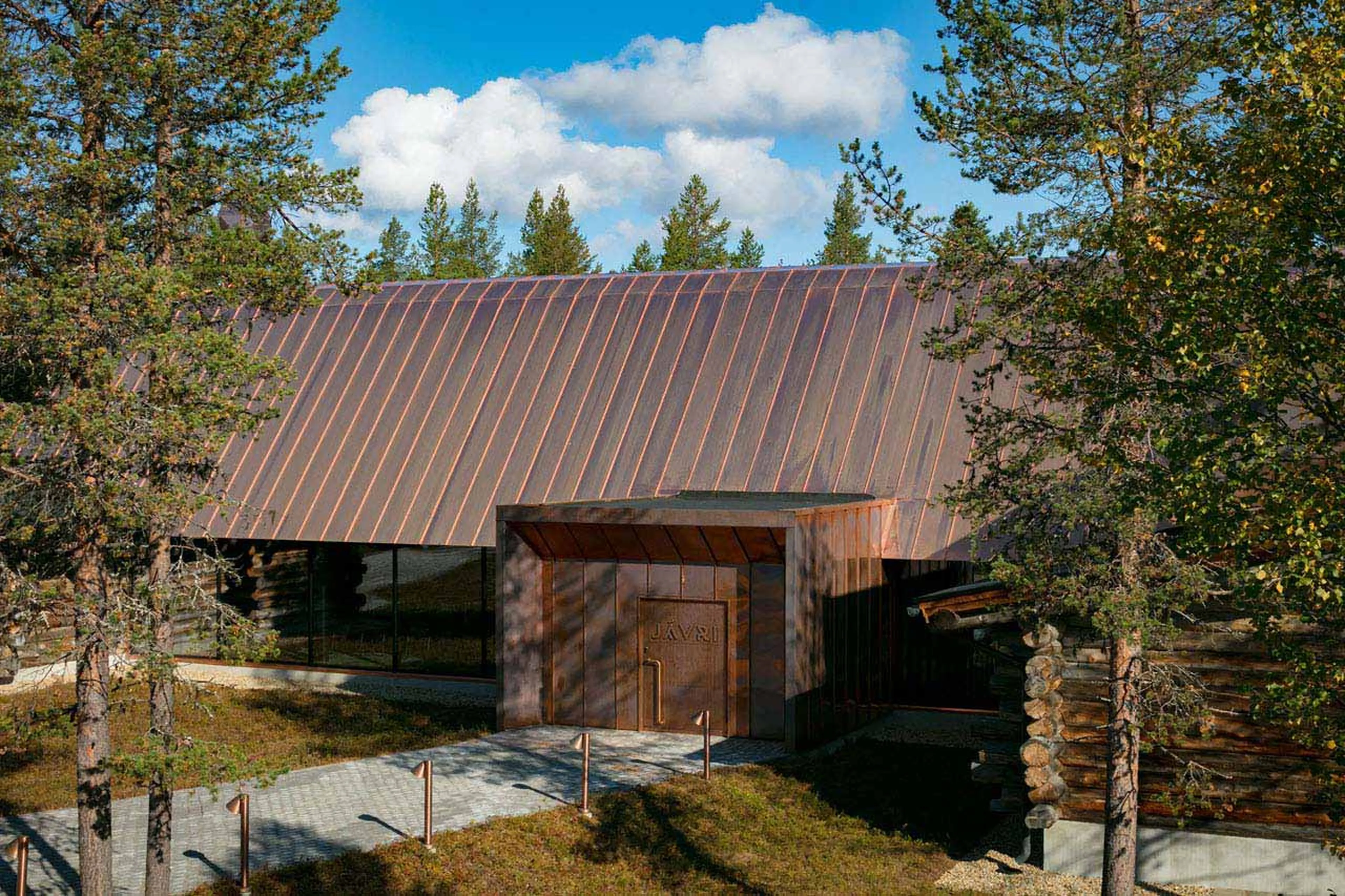 Entrance to Javri Lodge in Finland in summer