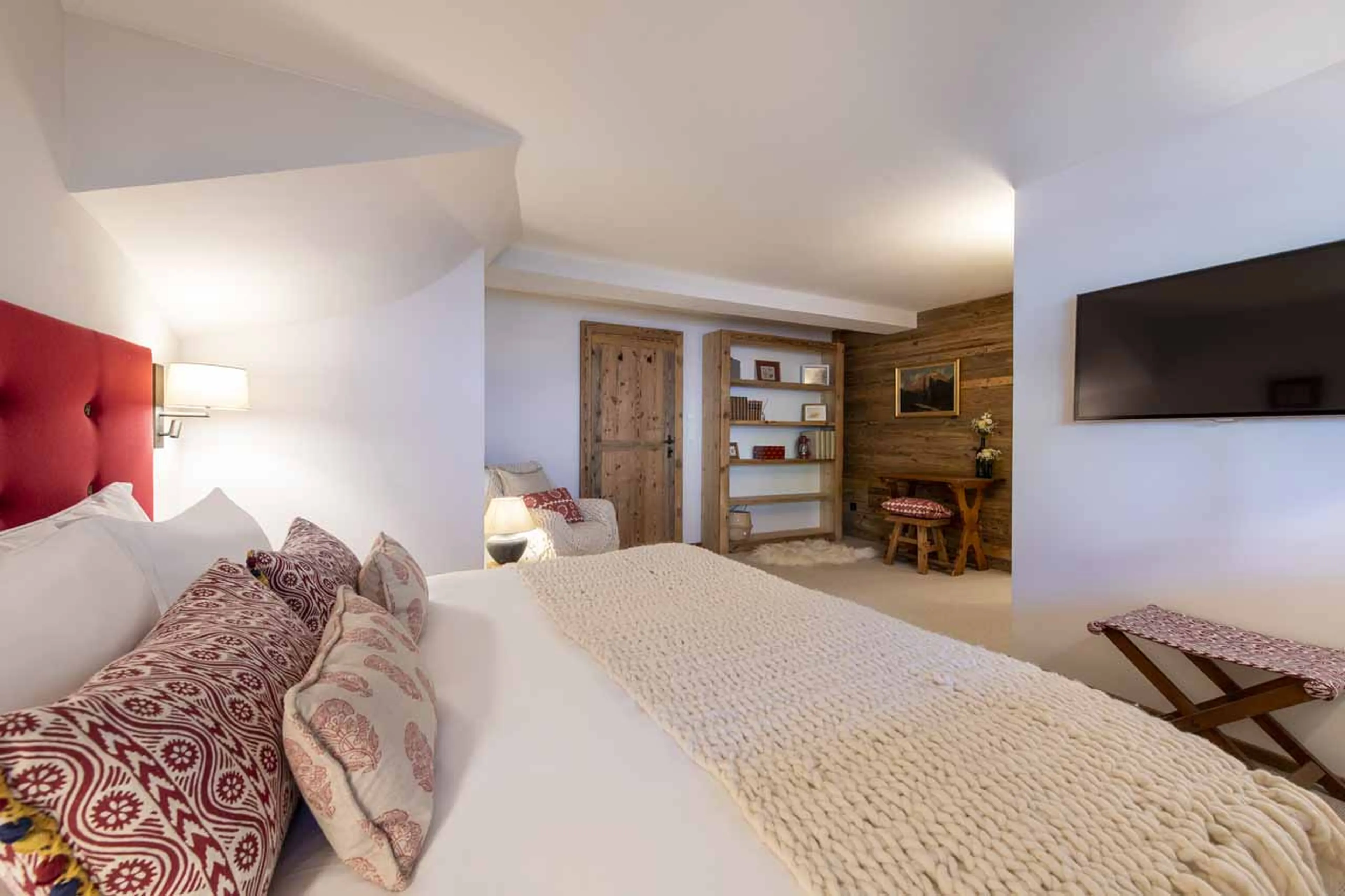 TV in master suite at Kikombe Lodge in St Anton