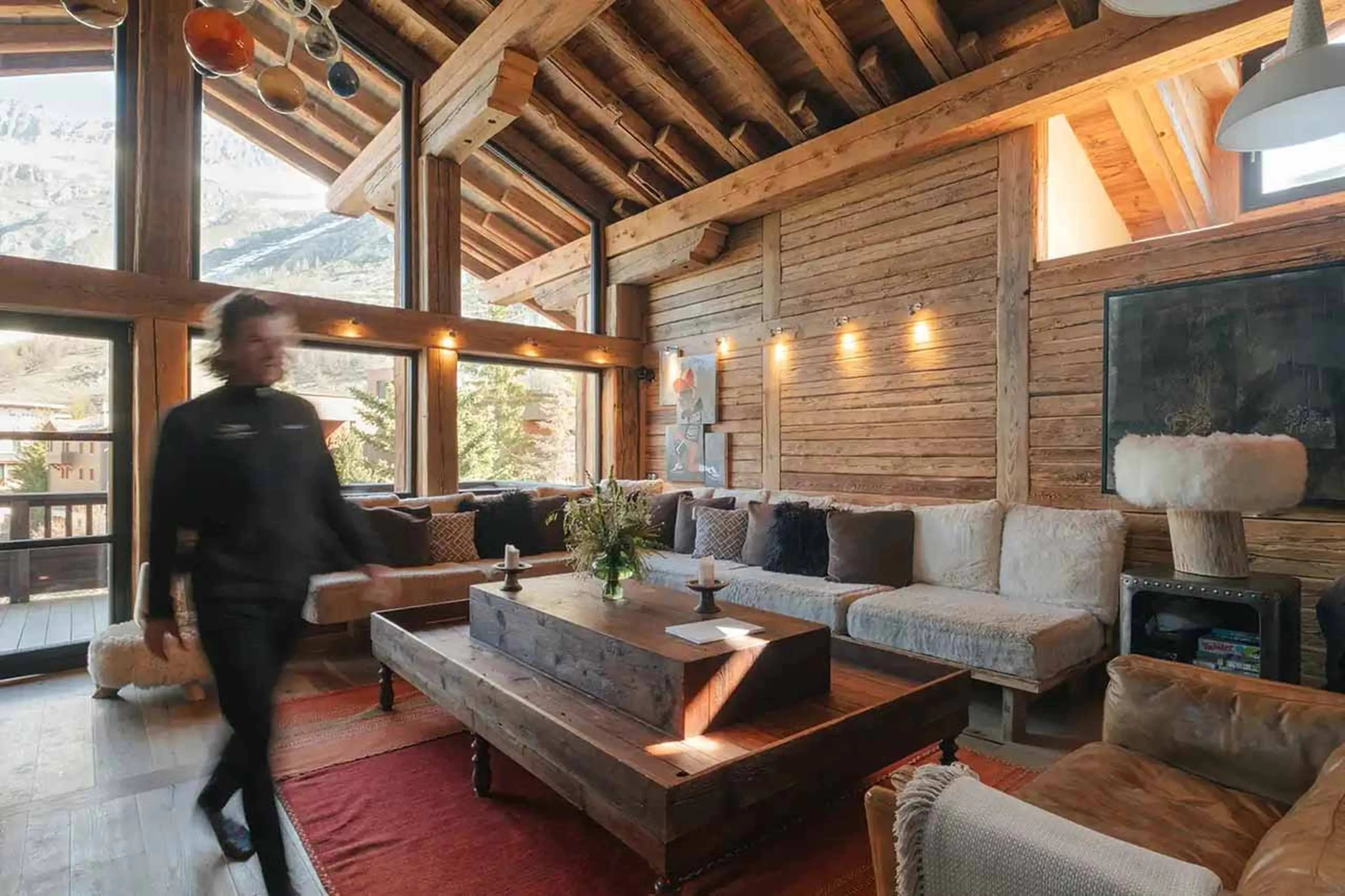 Open plan living area of Kilco Penthouse in Val d'Isere