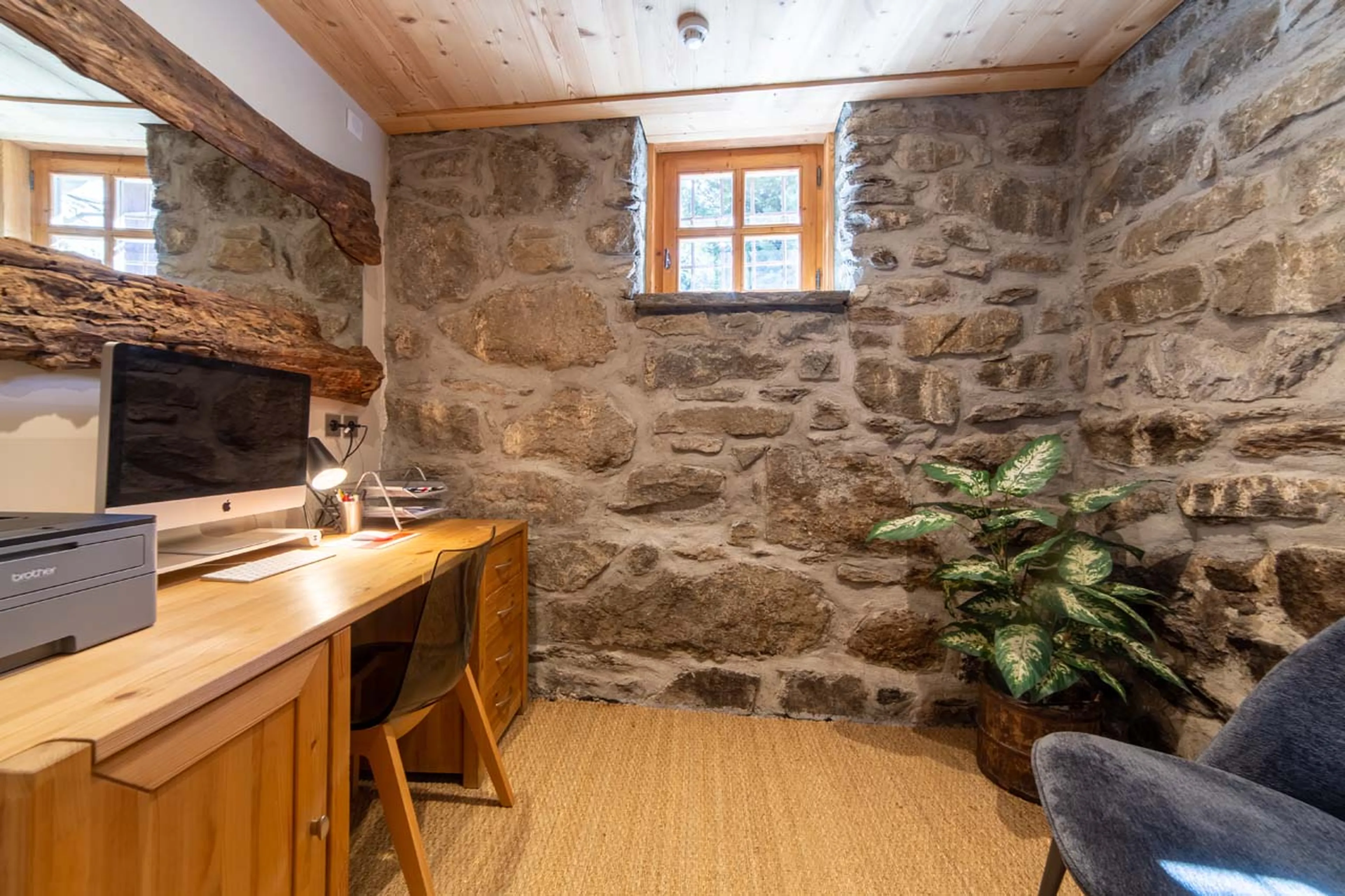 Office in La Ferme de Mon Grand Pere in Meribel